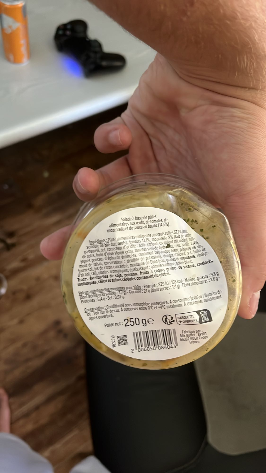 Salade pâtes mozzarella basilic