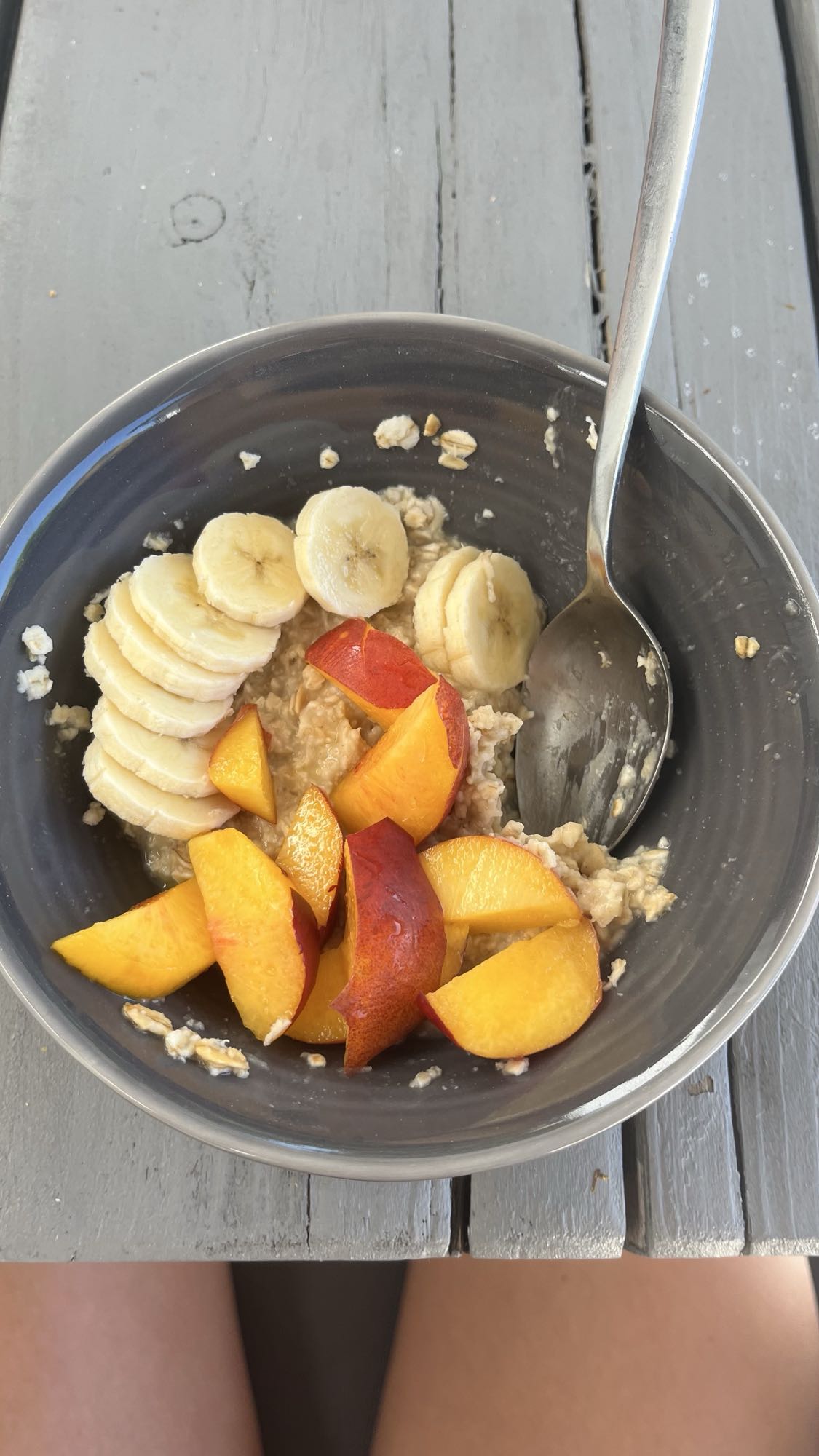 Havregrynsgröt med frukt