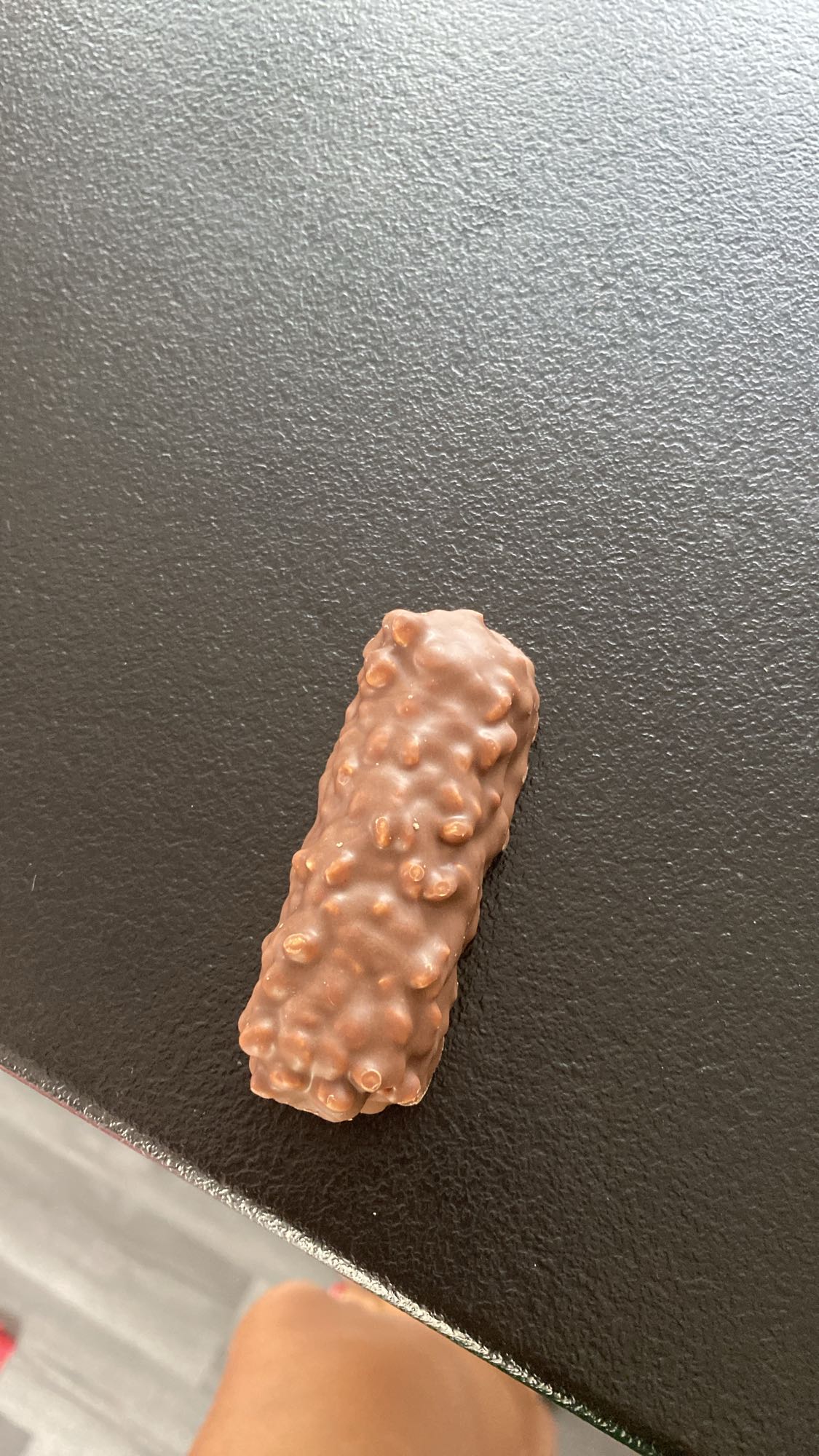 Baton ciocolată cu alune