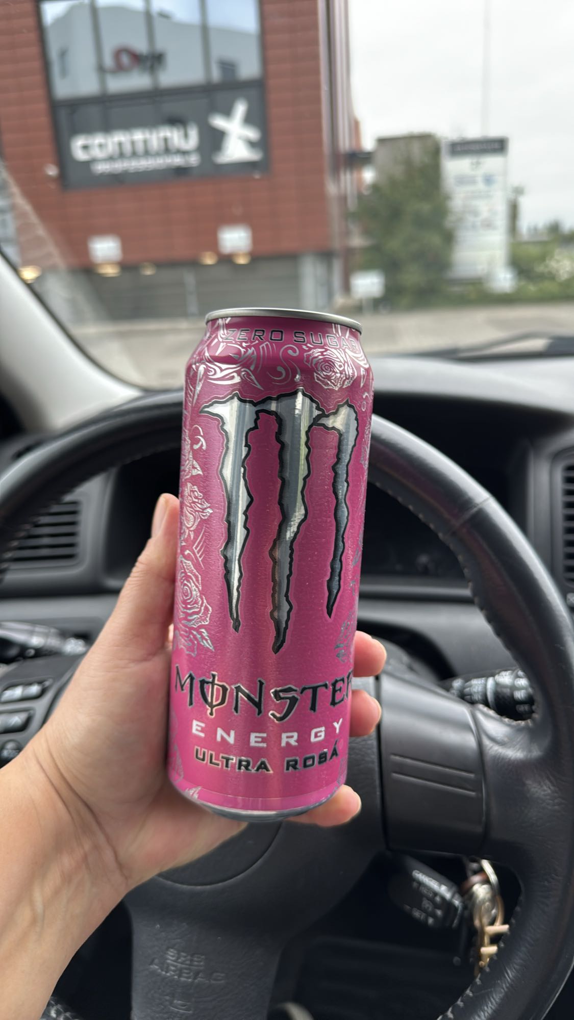 Monster Ultra Rosa blik
