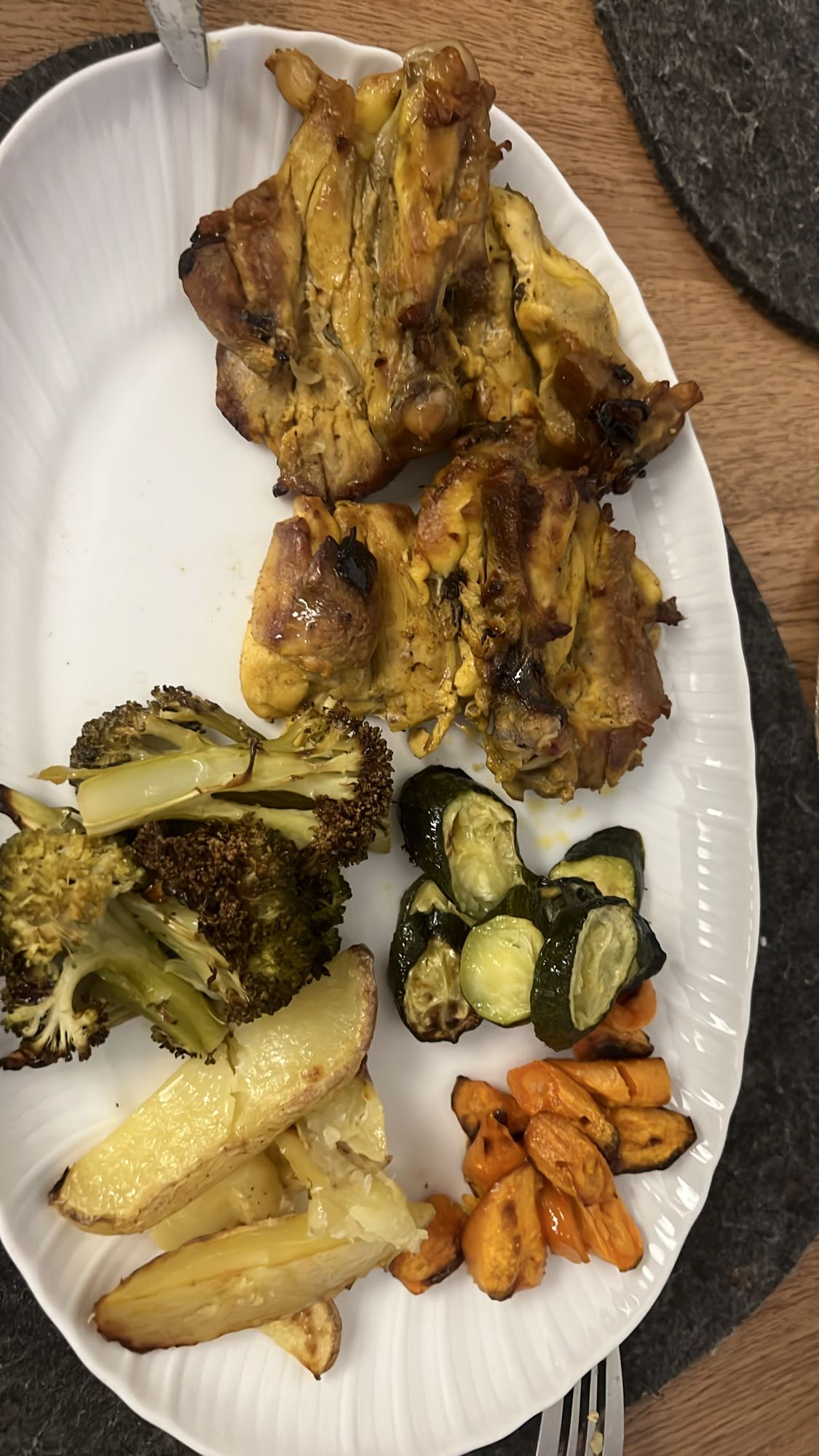 Tavuk ve Fırın Sebzeler