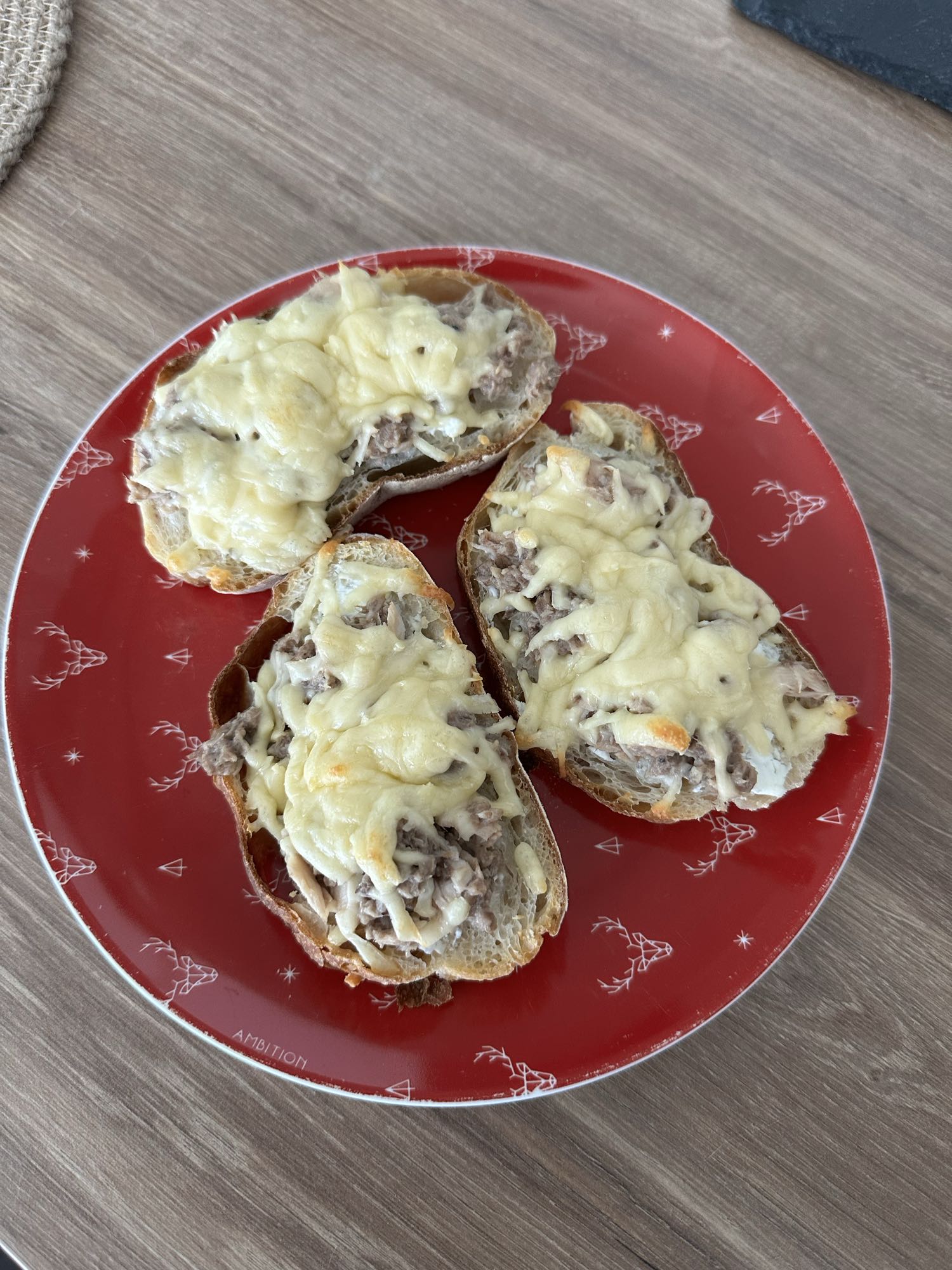 Горячие бутерброды с мясом