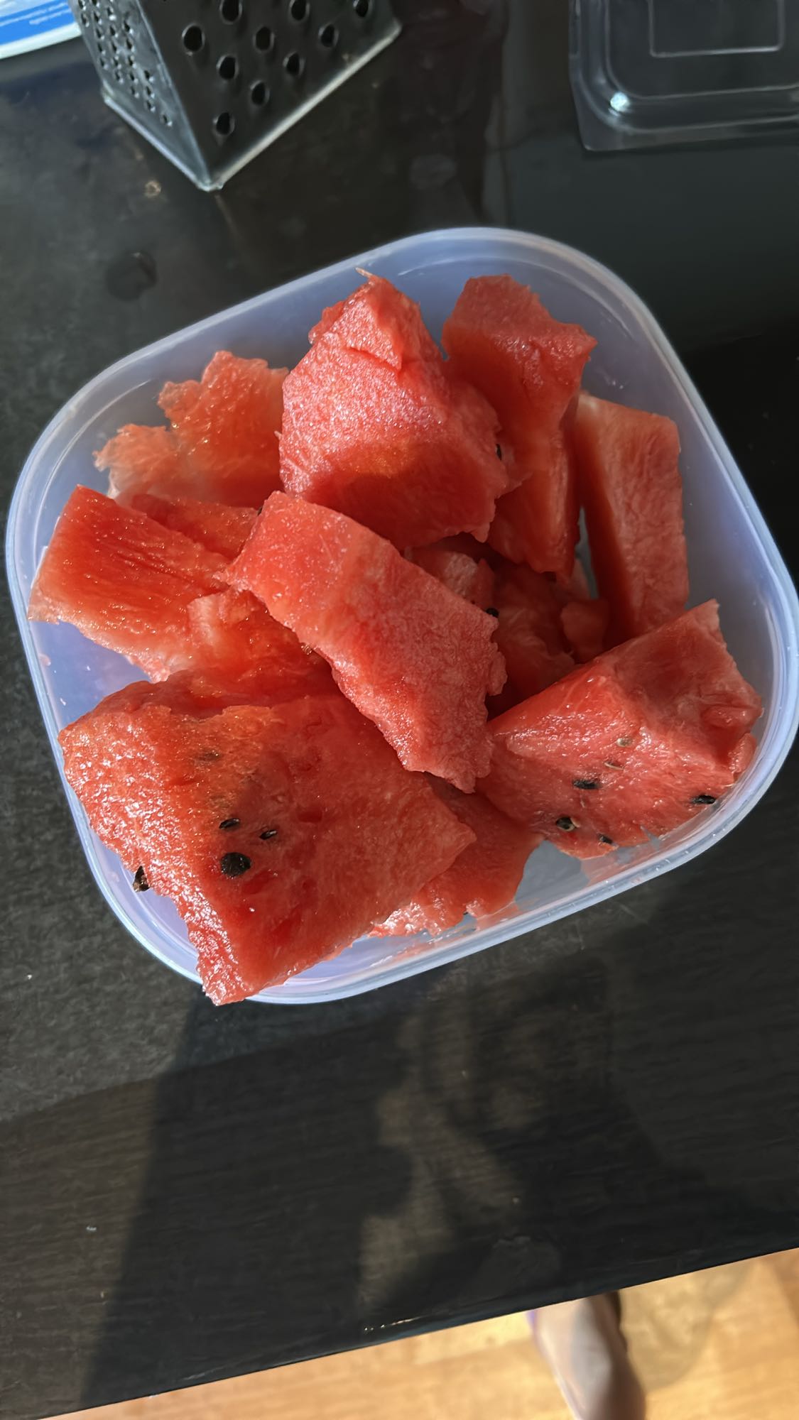 Castron cu pepene roșu