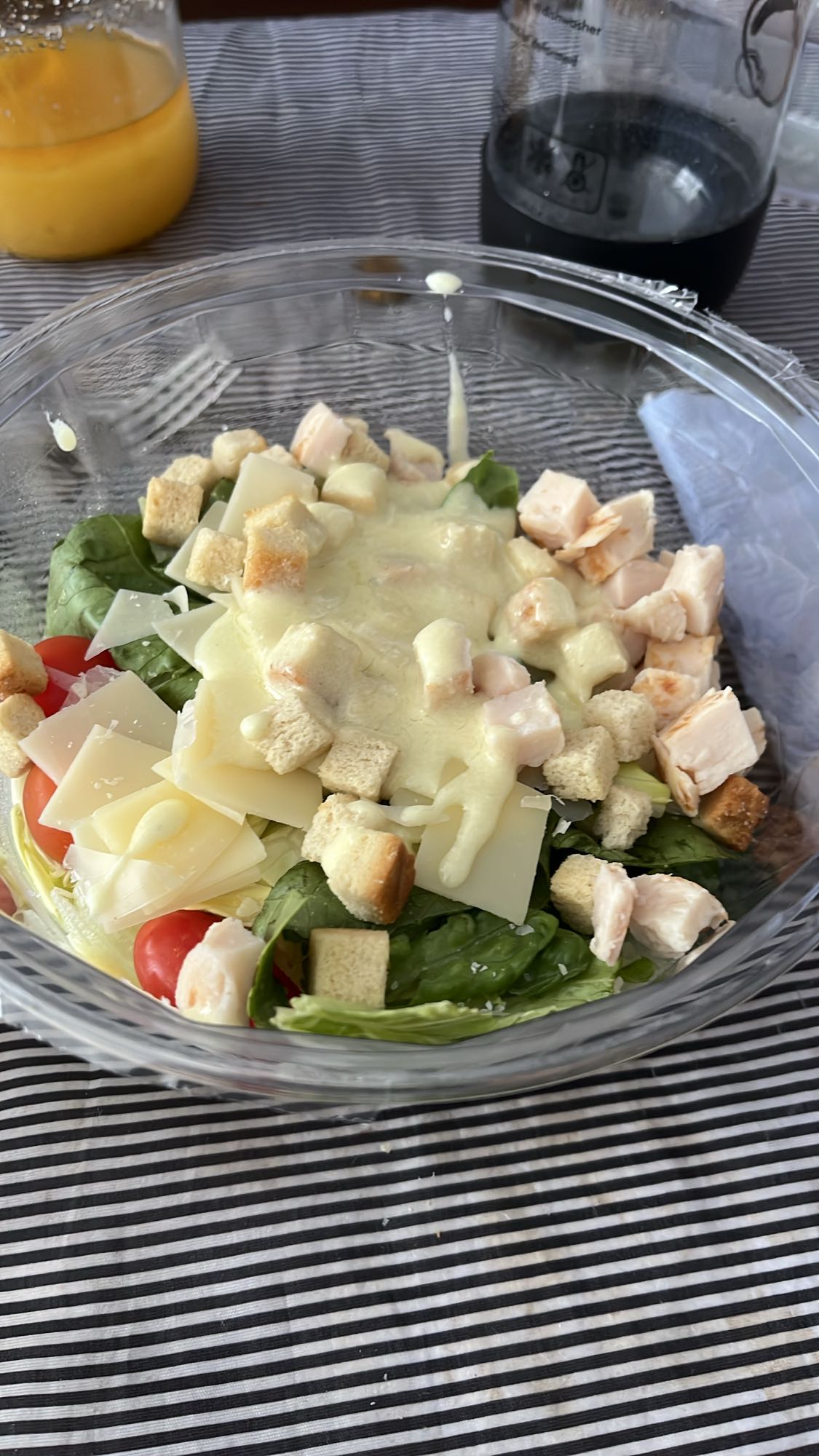 Пилешка салата Цезар