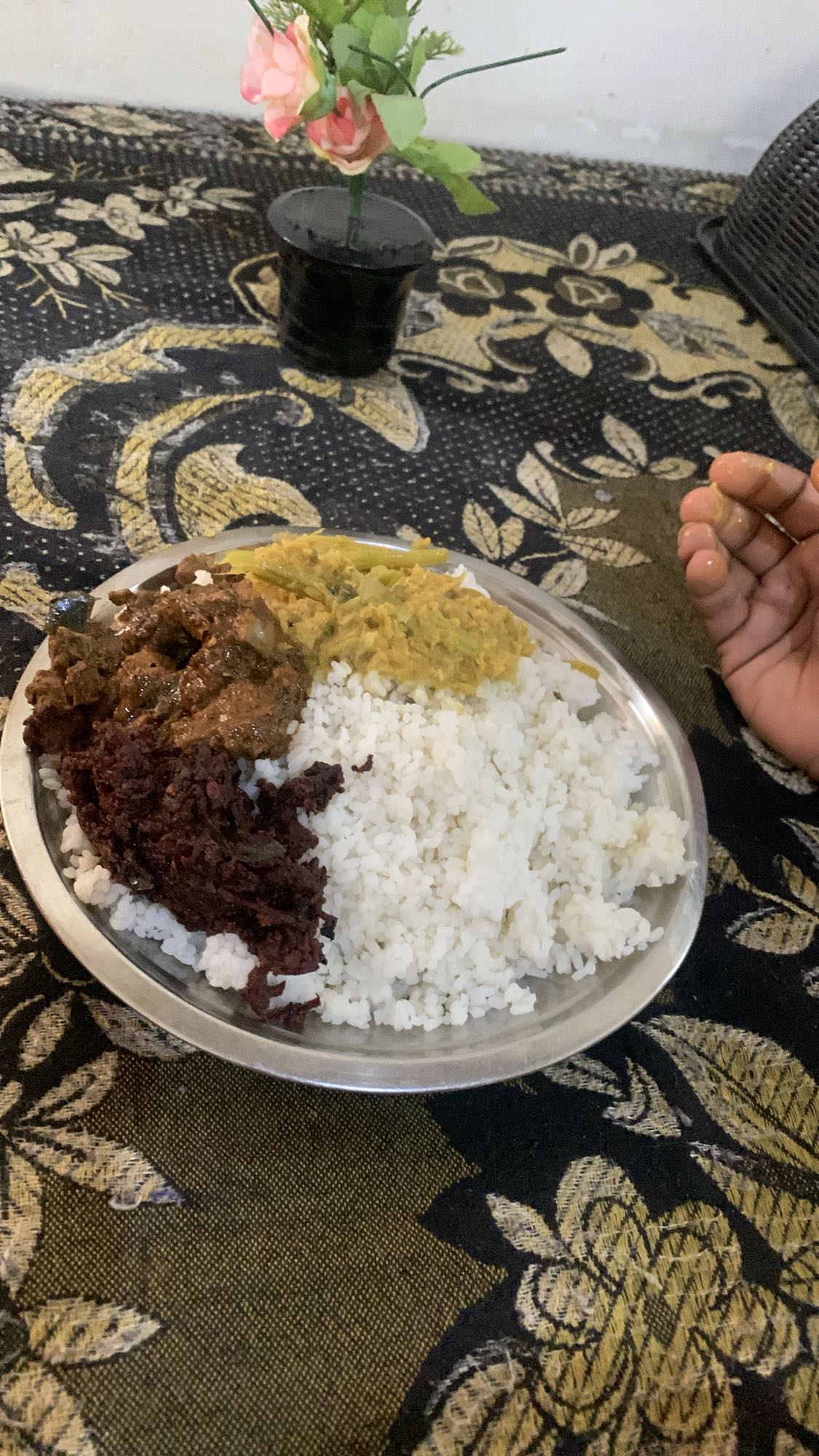 Rice with curry and veggies