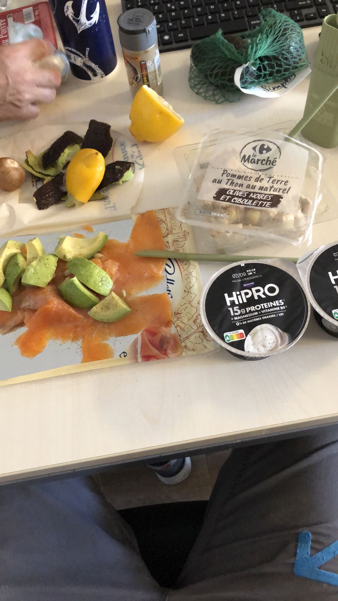 Déjeuner protéiné saumon avocat