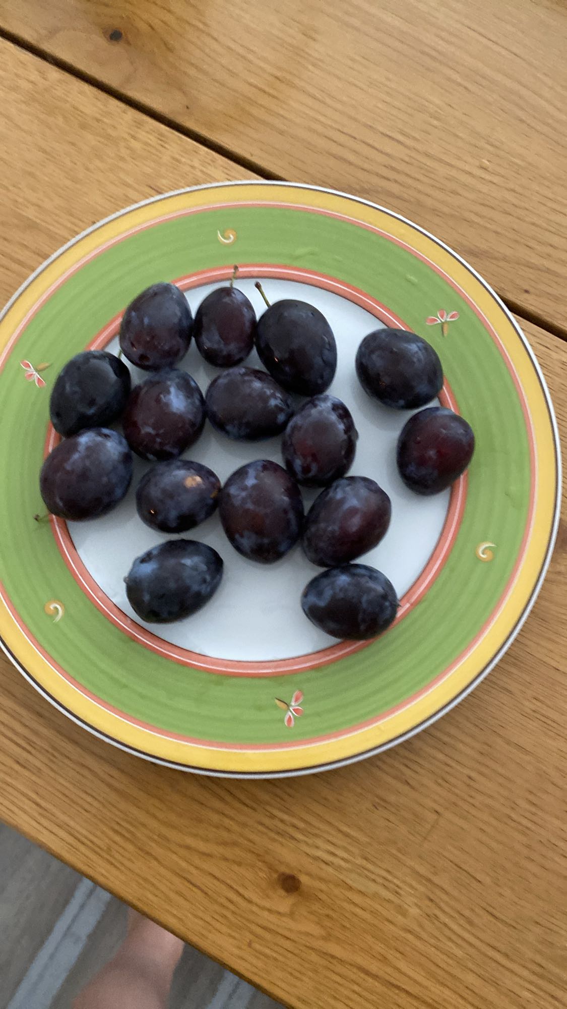 тарелка слив