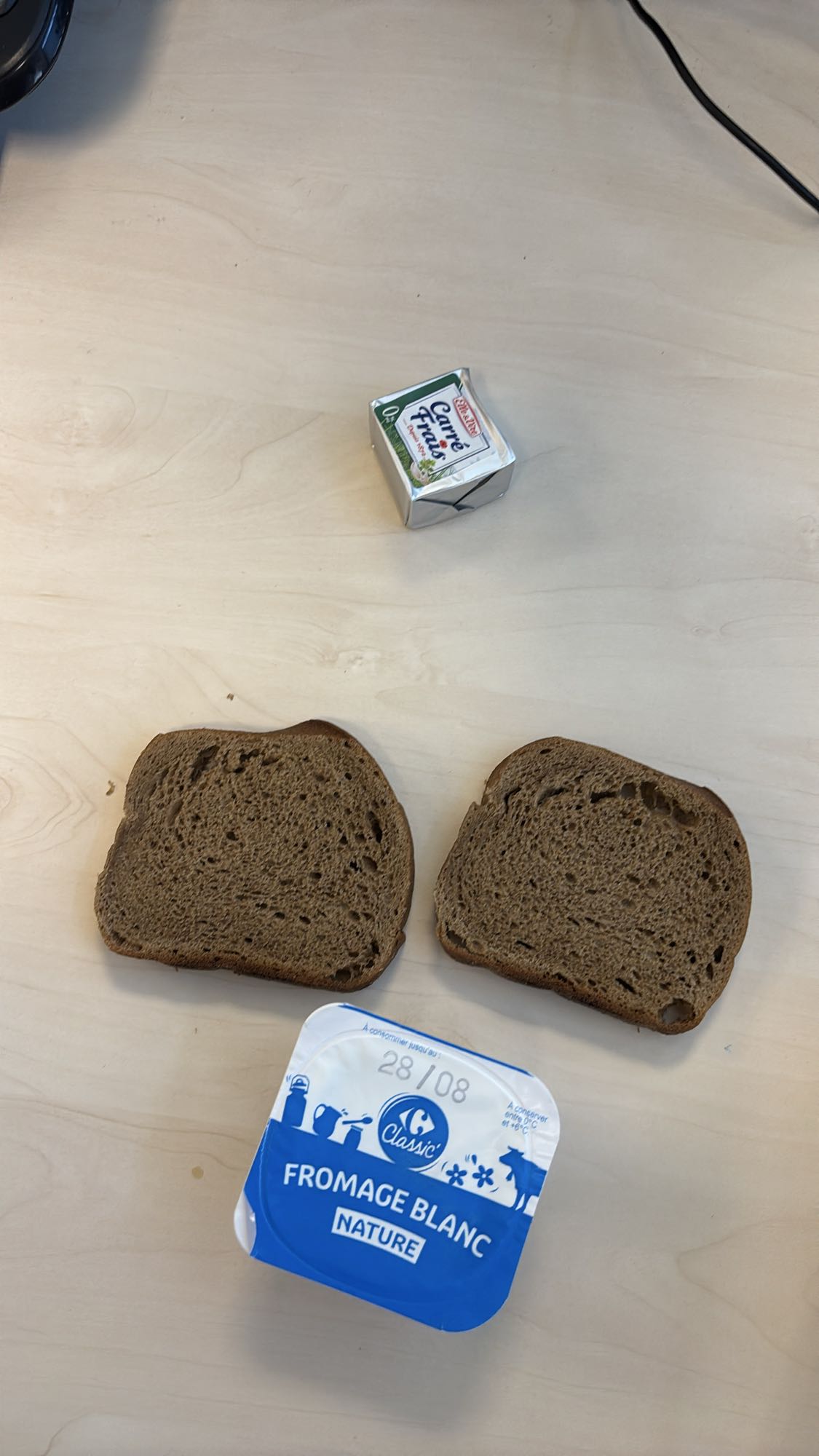 Pain et fromage blanc