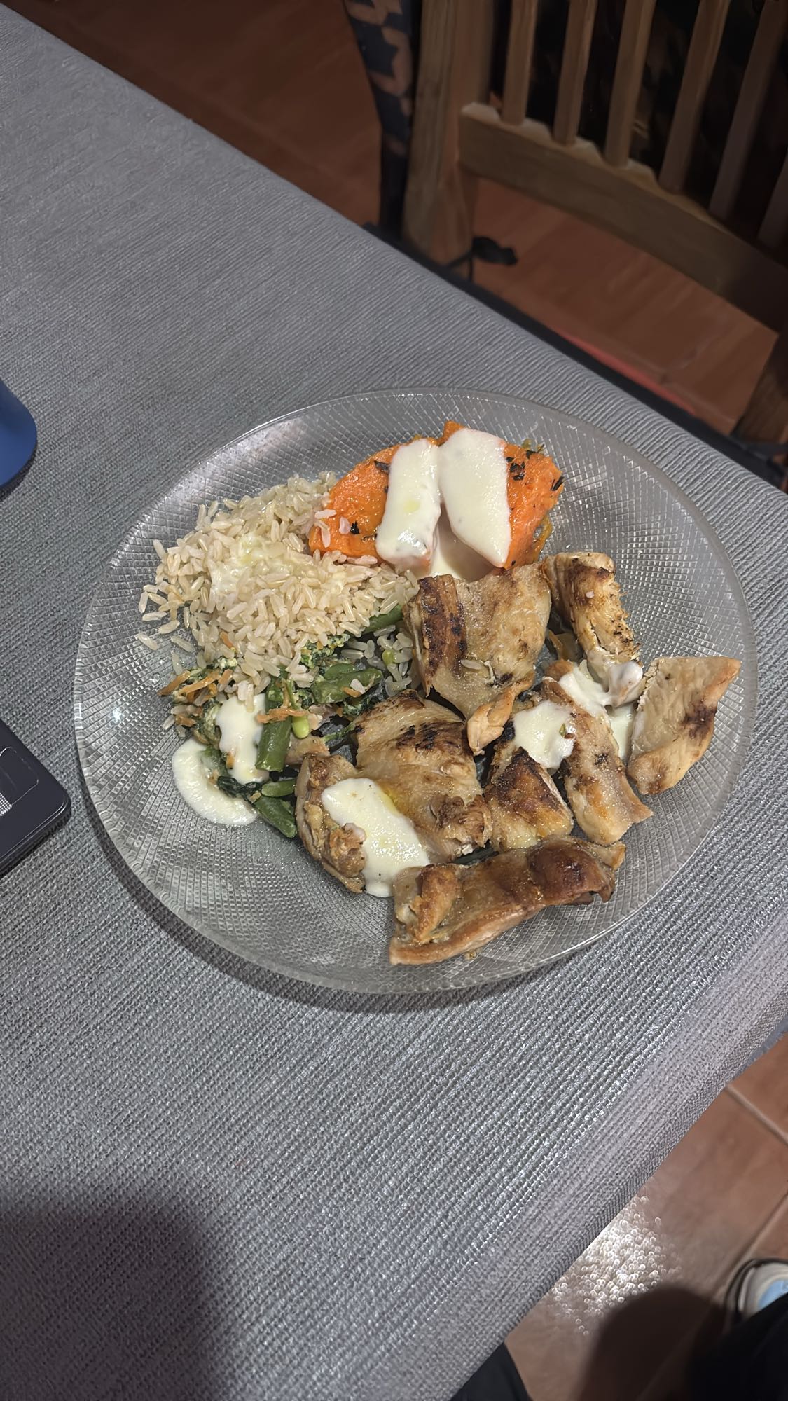 Pollo con arroz y verduras