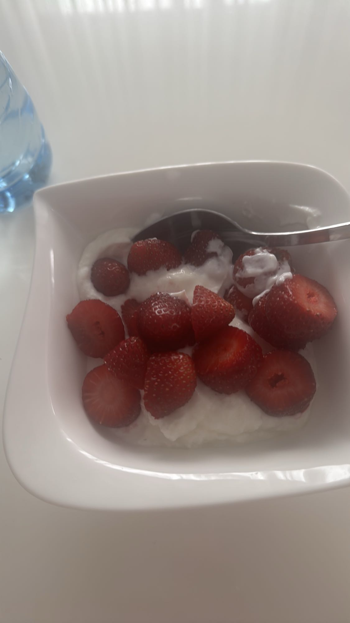 Strawberry Yogurt Bowl