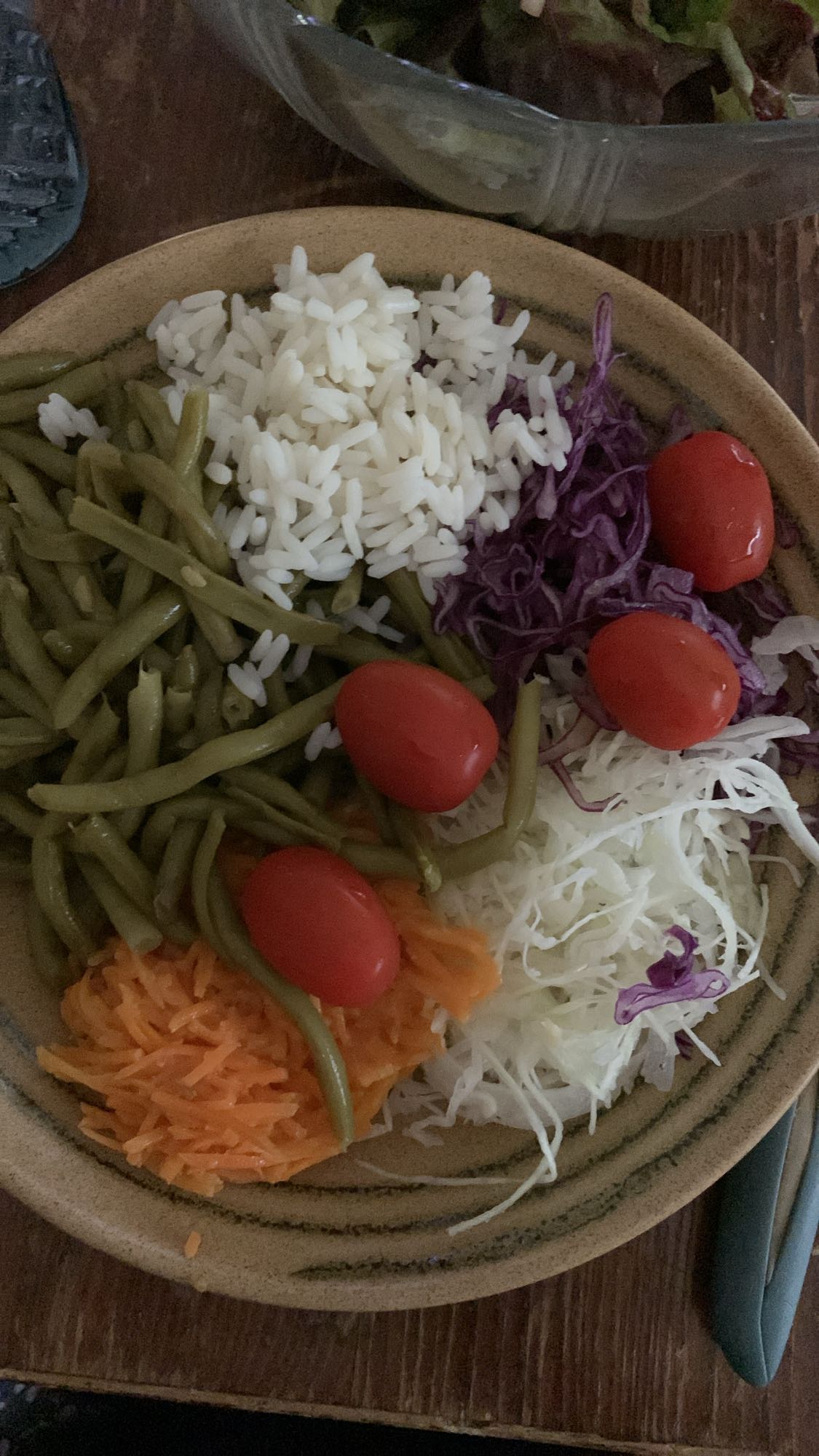 Assiette de légumes et riz