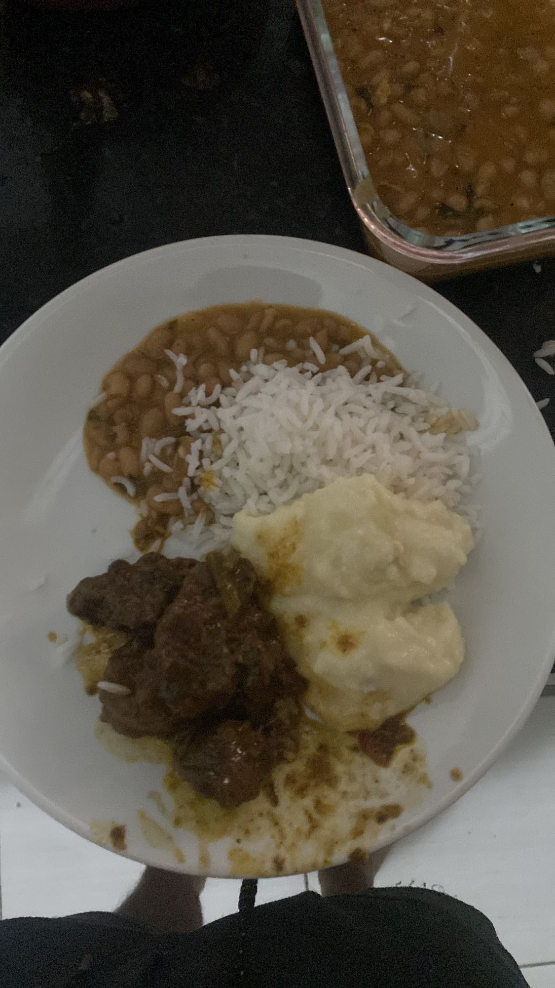 Arroz, feijão, carne e purê