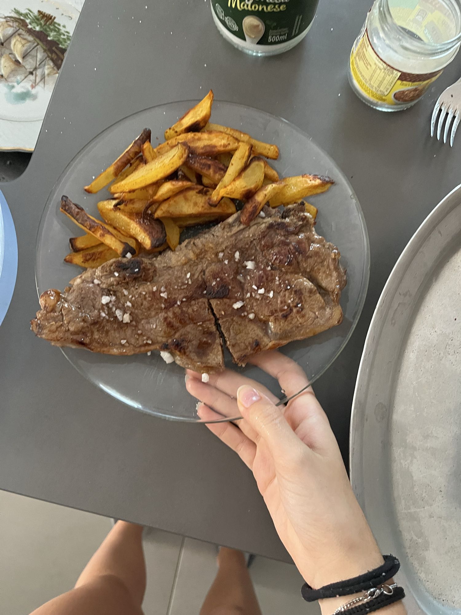 Bife con papas fritas