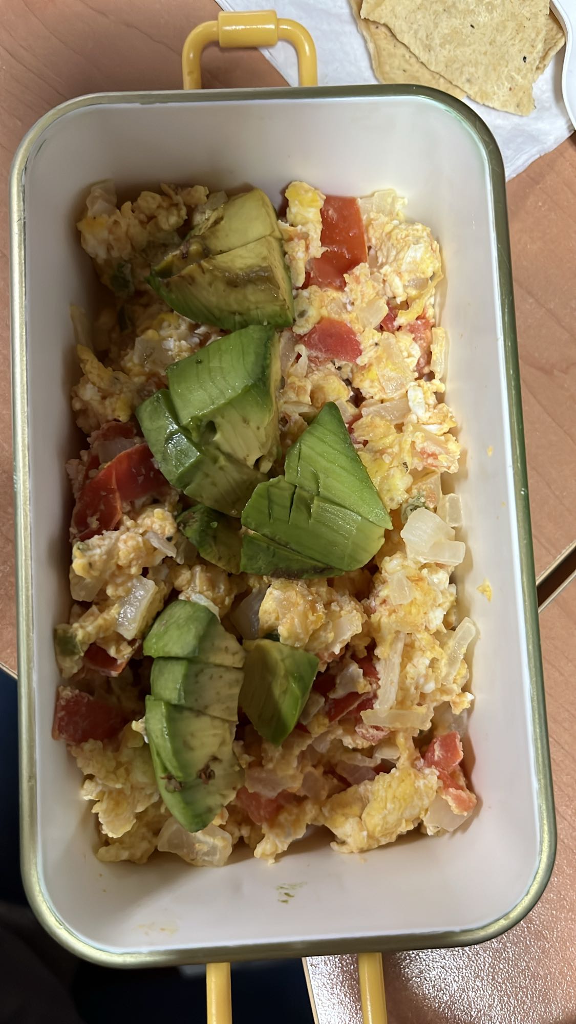 Huevos revueltos con verduras