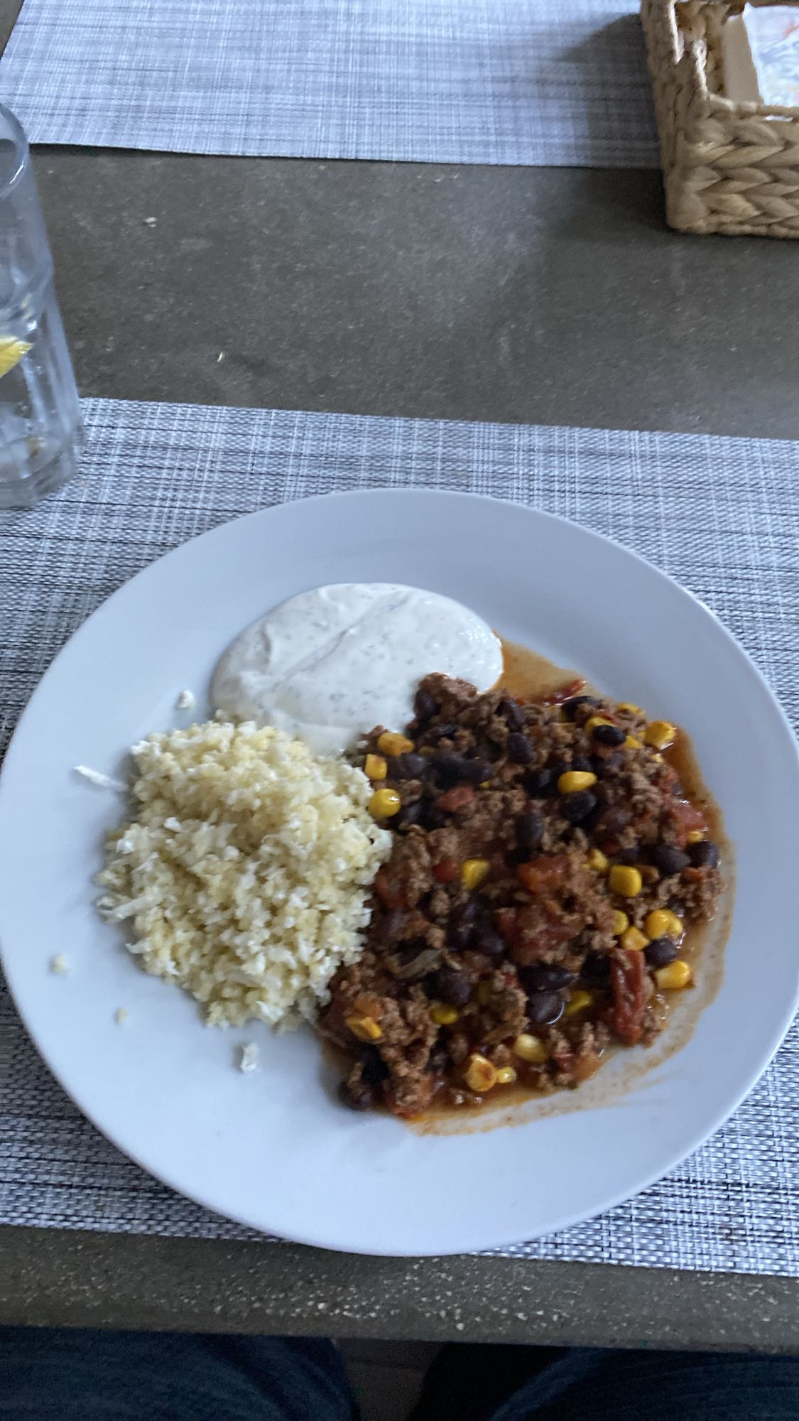 Köttfärs med blomkålsris