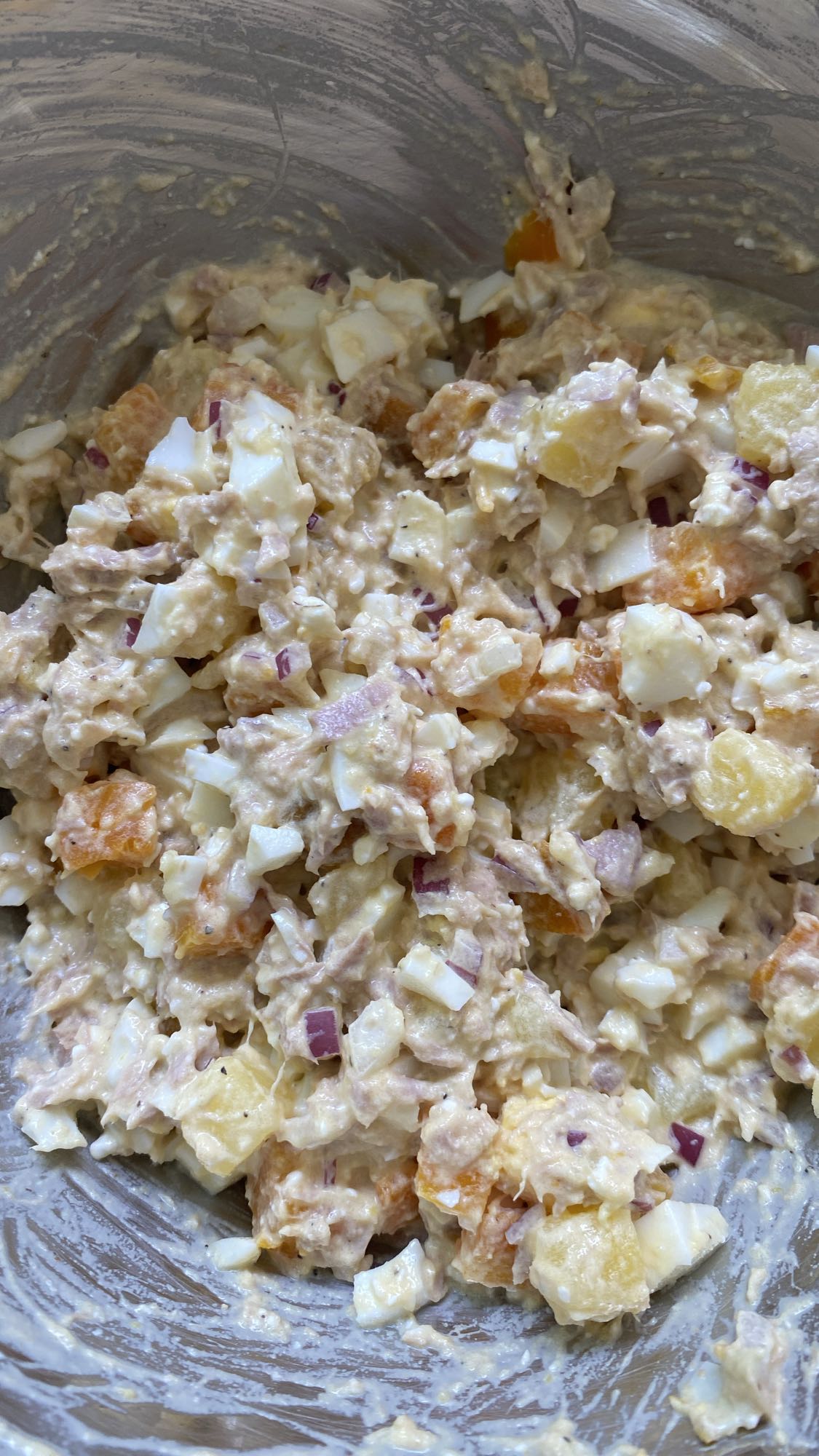 ensalada de atún y huevo