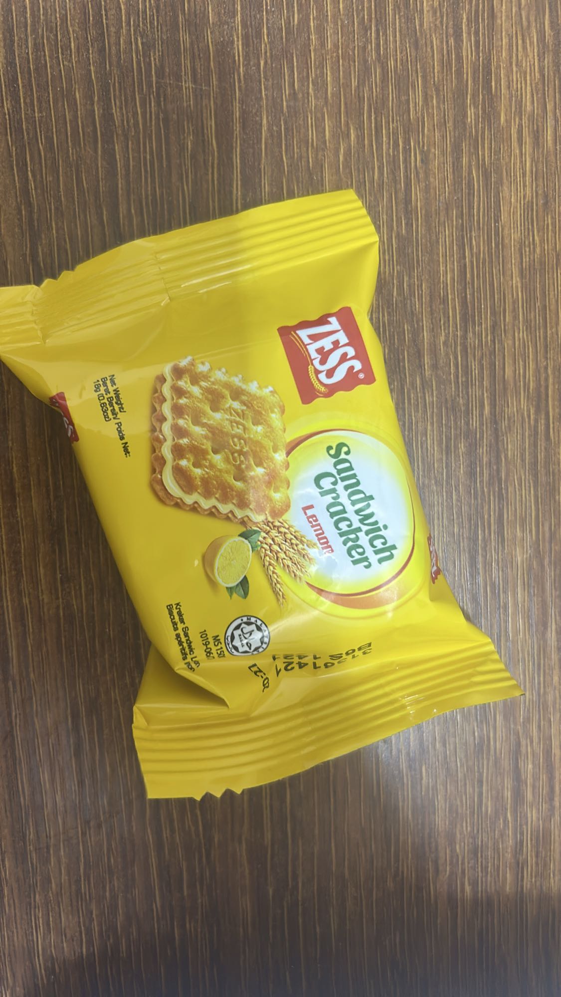 Lemon Sandwich Cracker