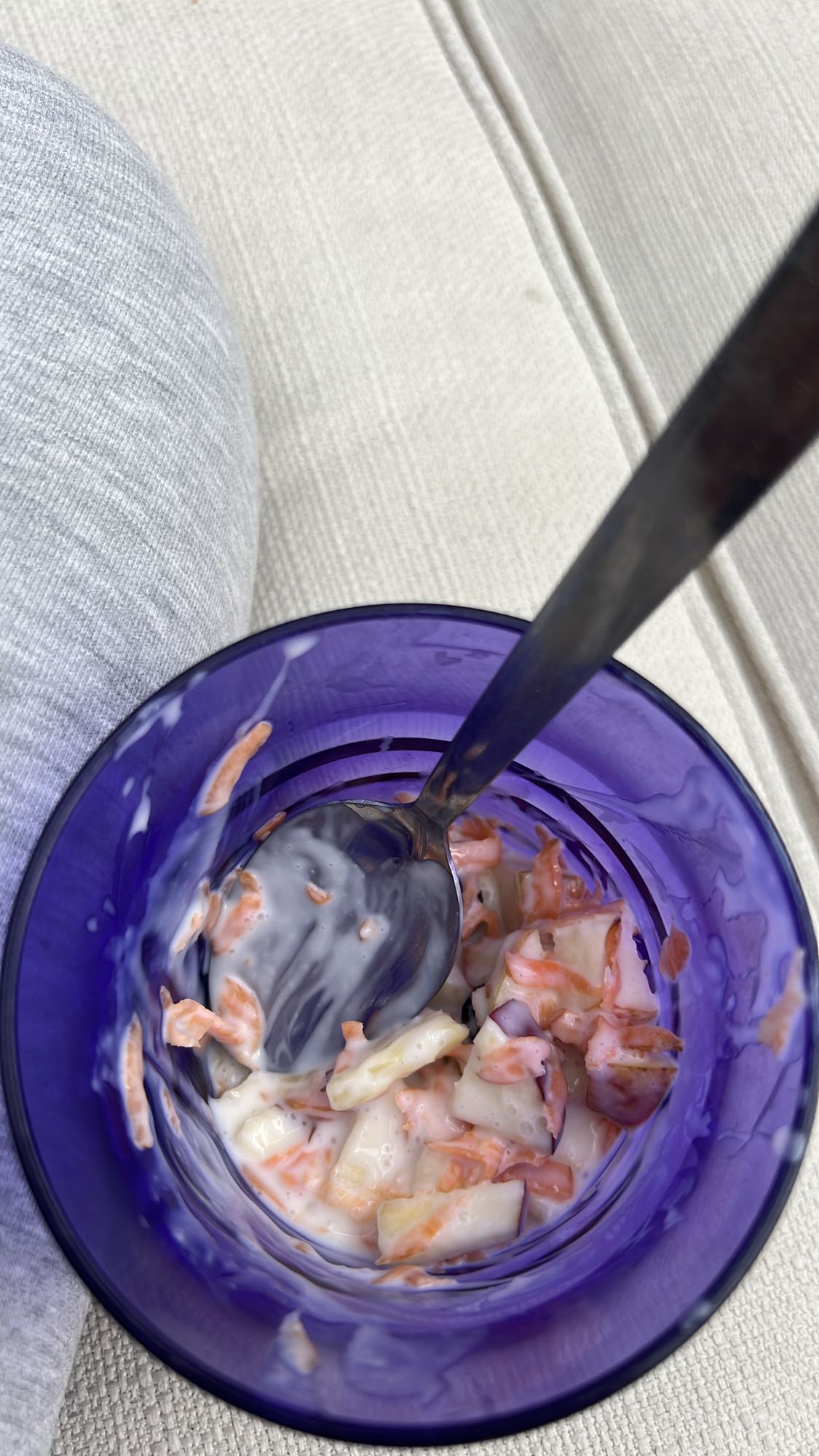 ensalada de frutas con yogur