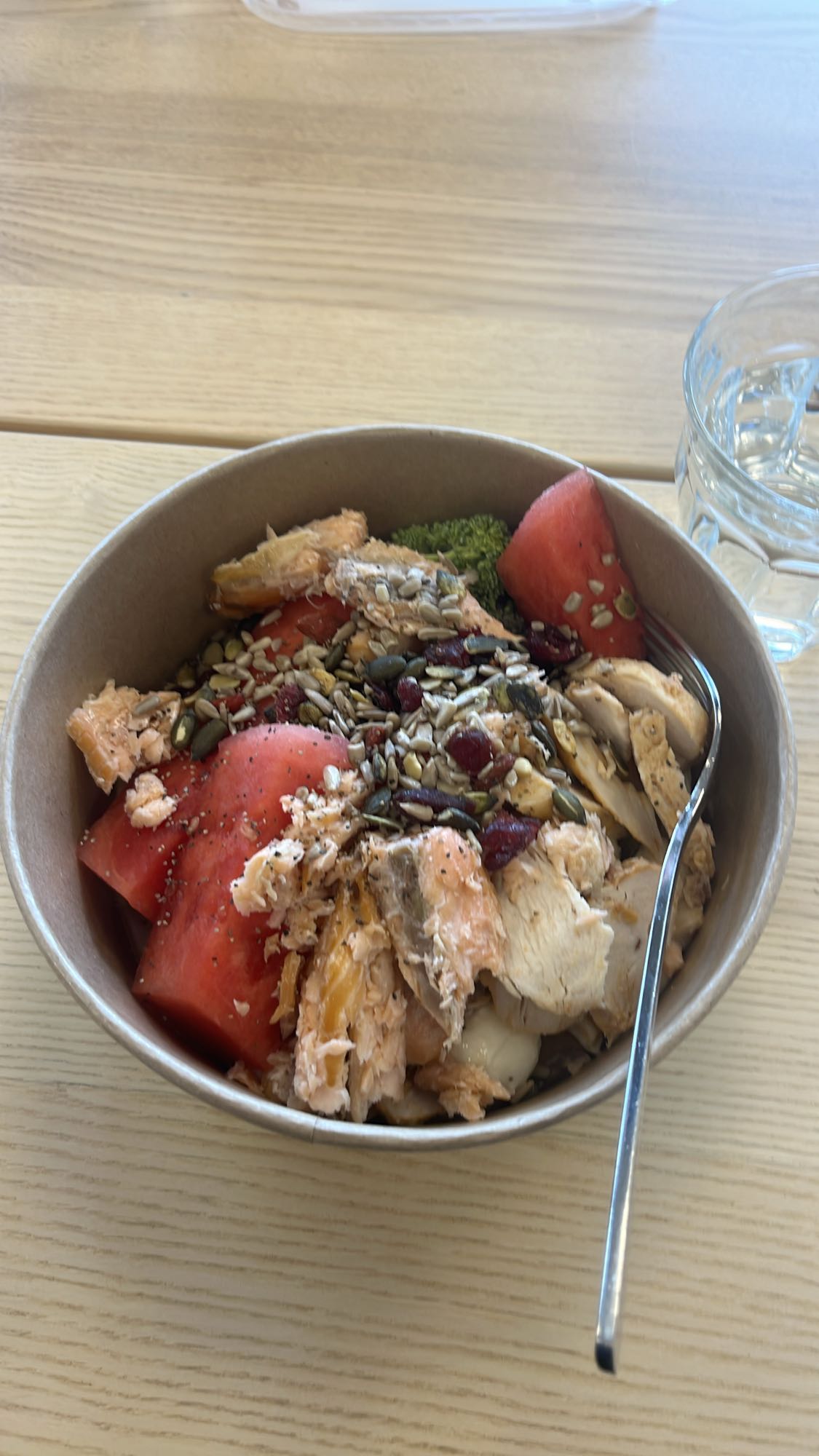 Lax- och kycklingskål