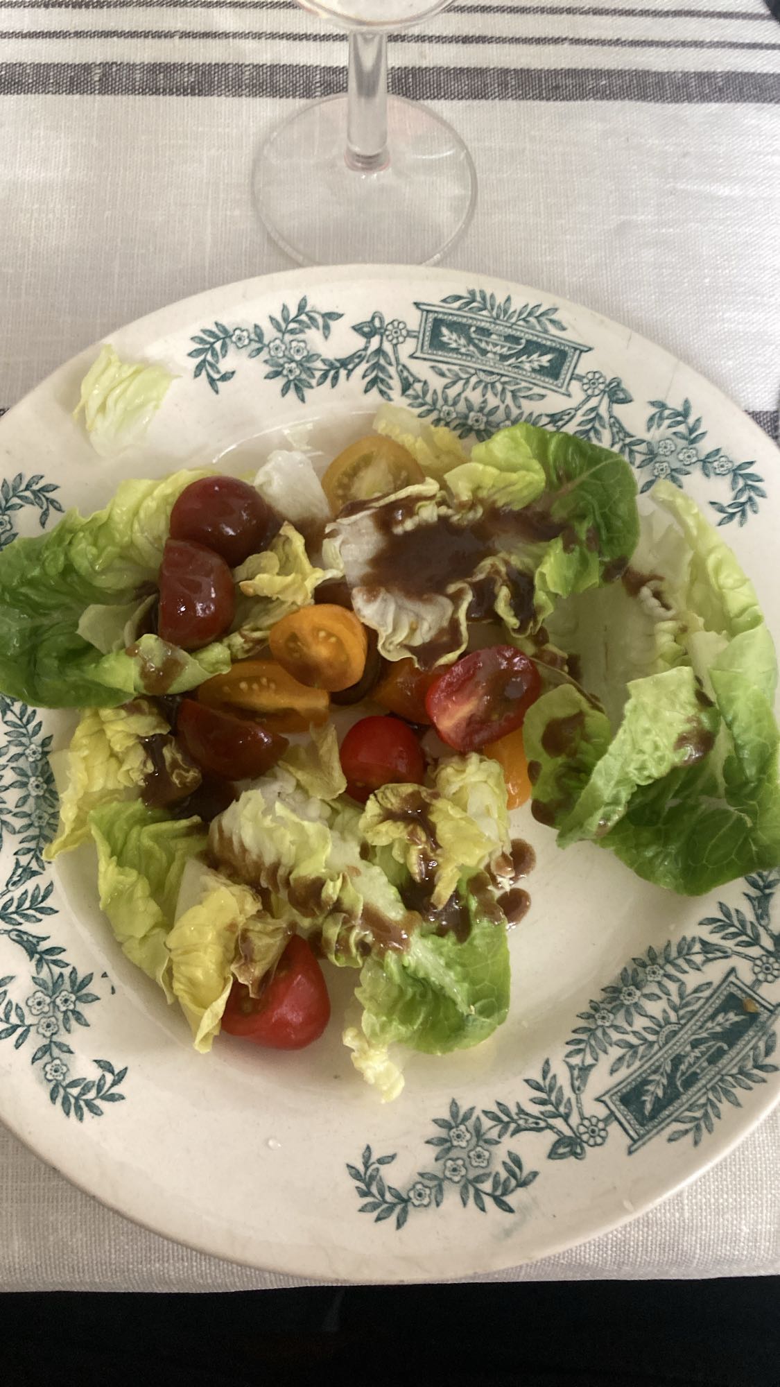 Salade de laitue et tomates