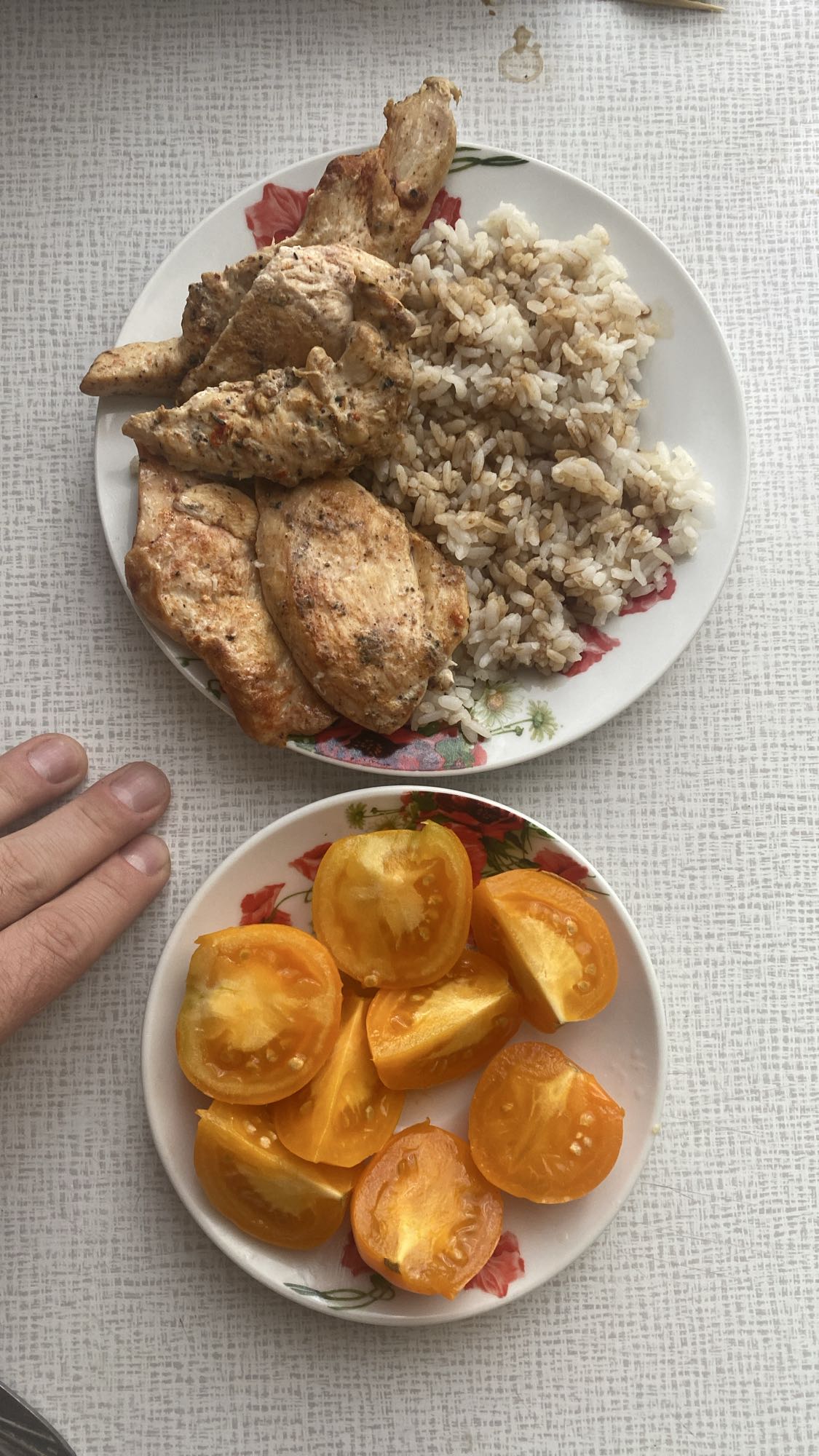 Курица с рисом и томатами