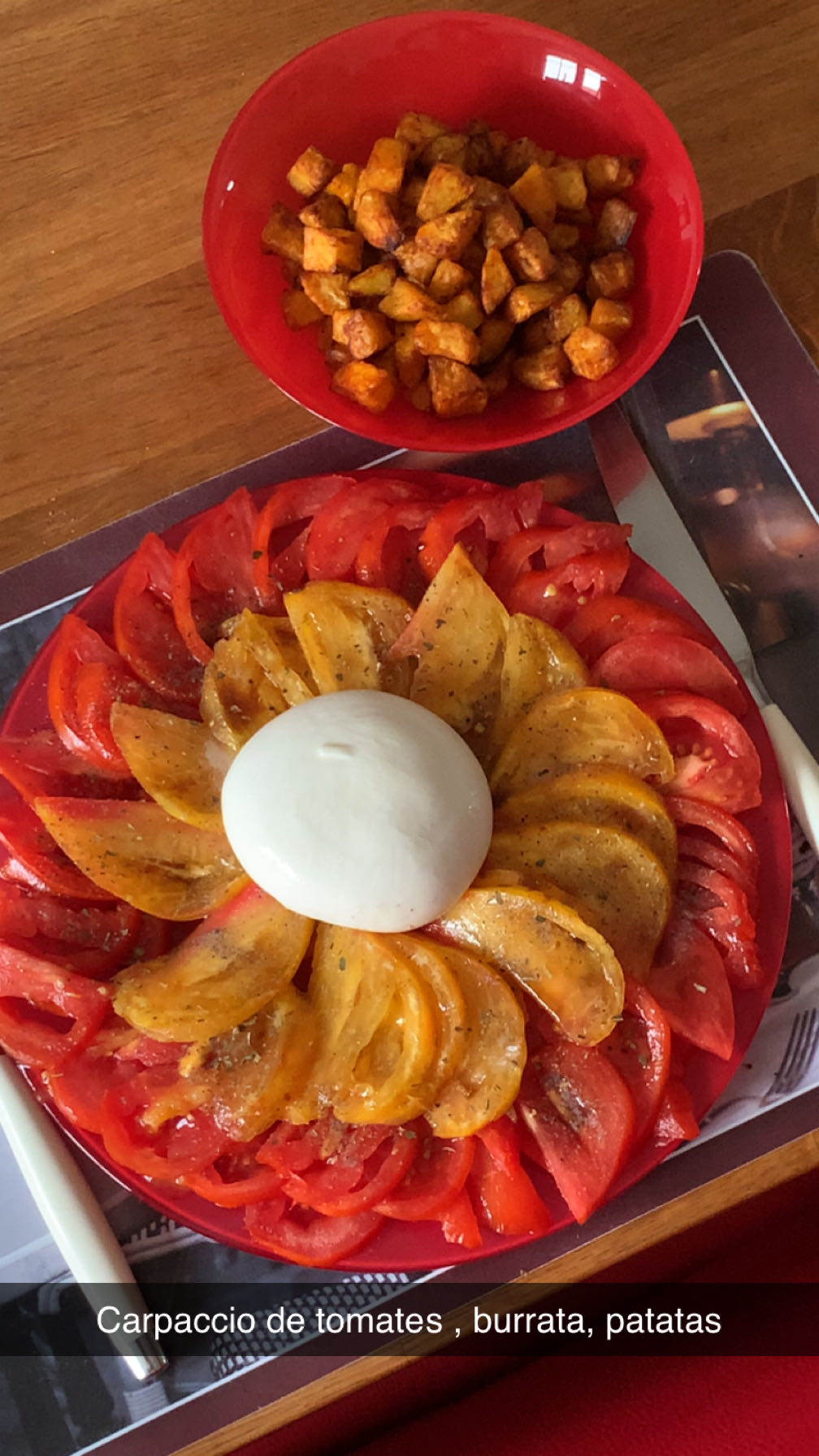 Carpaccio tomates burrata patates