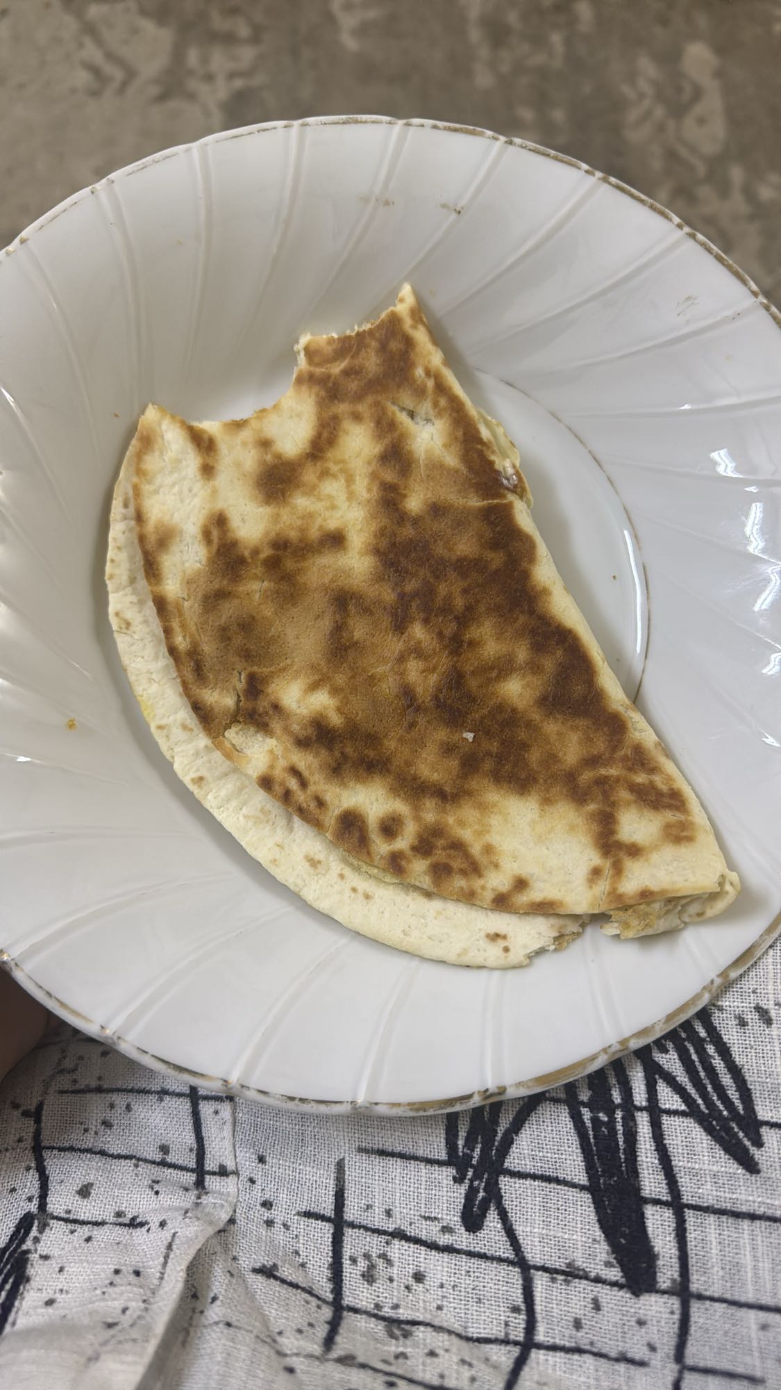 خبز محشي بالجبن