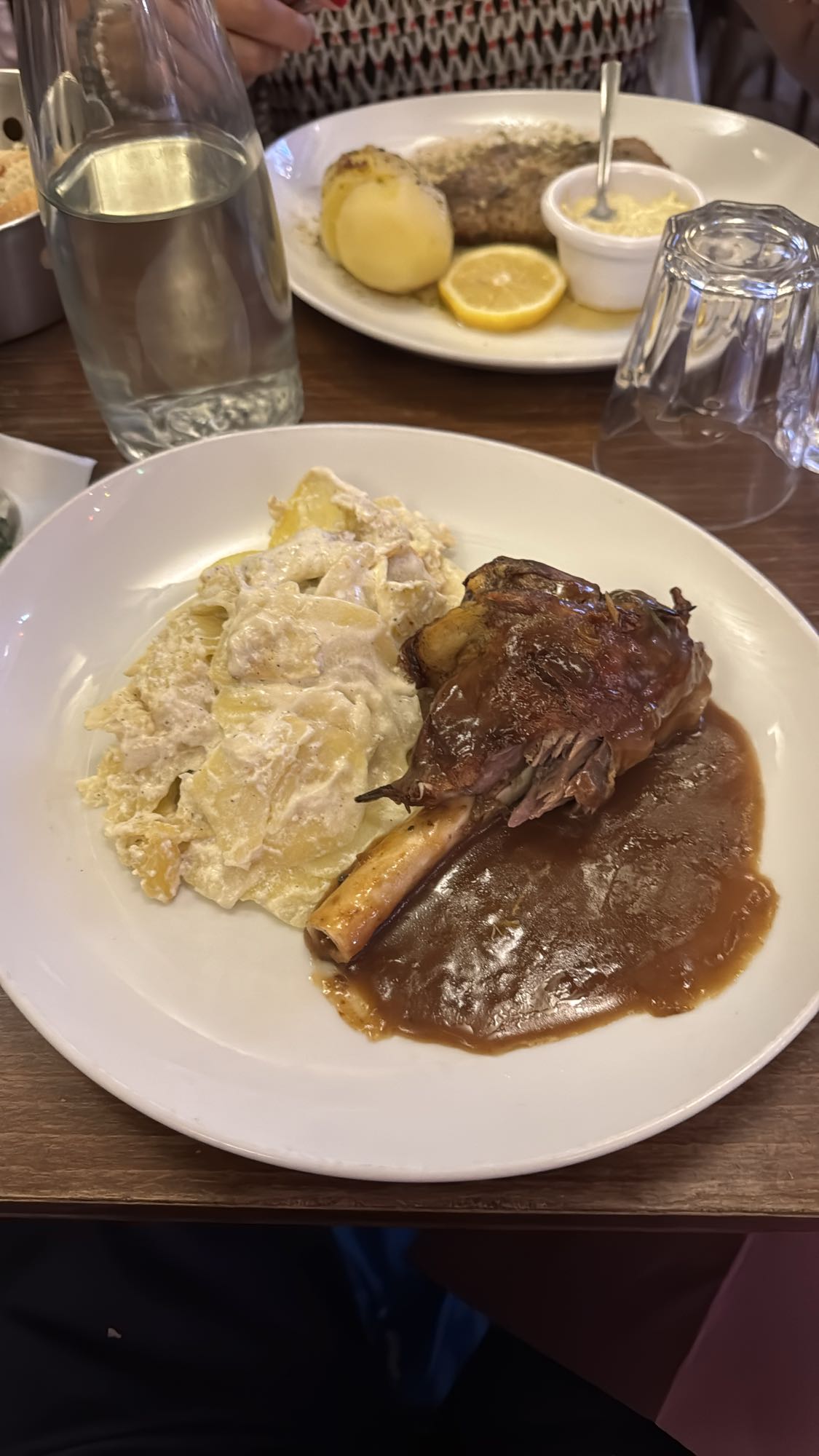 Souris d'agneau et gratin