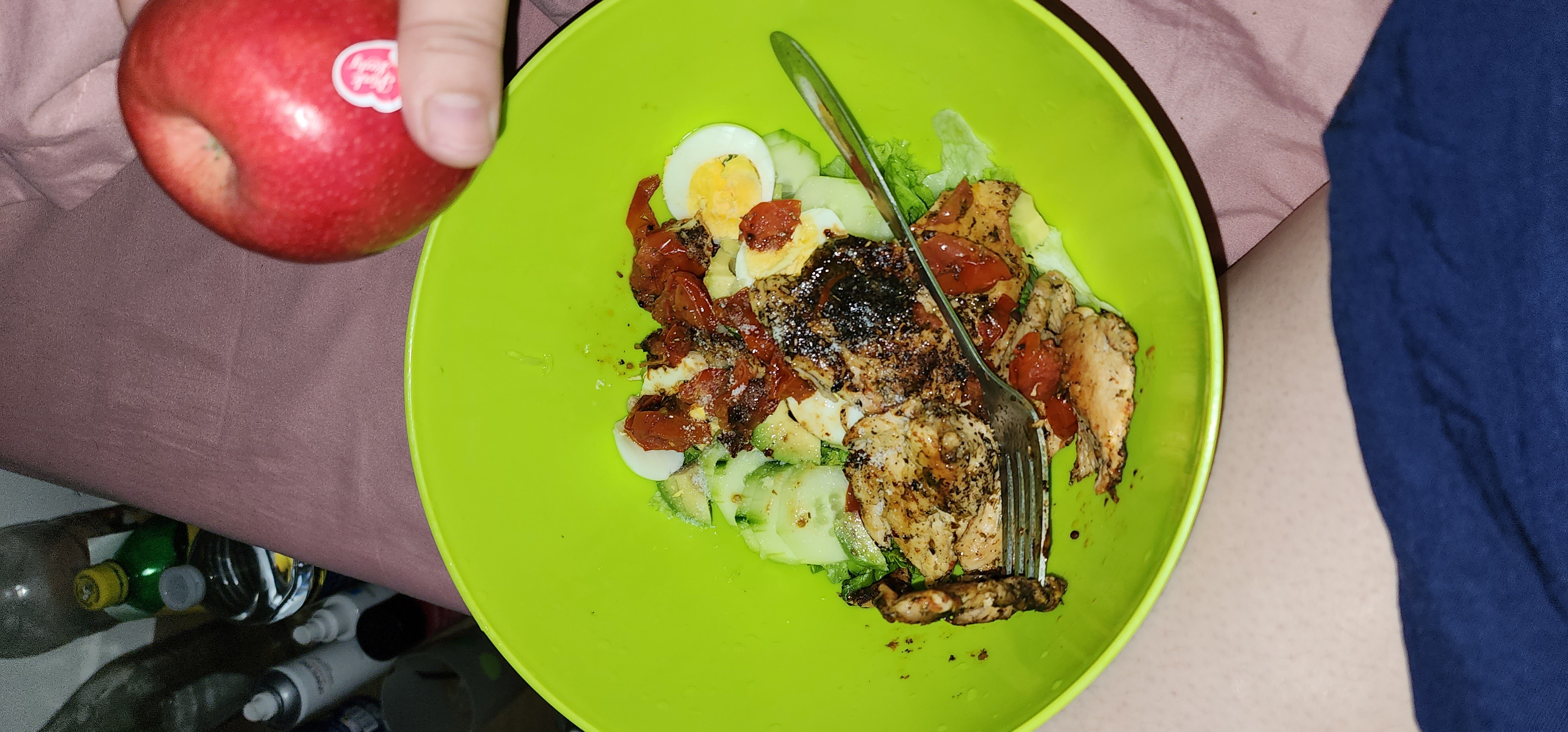 Salade poulet œuf pomme