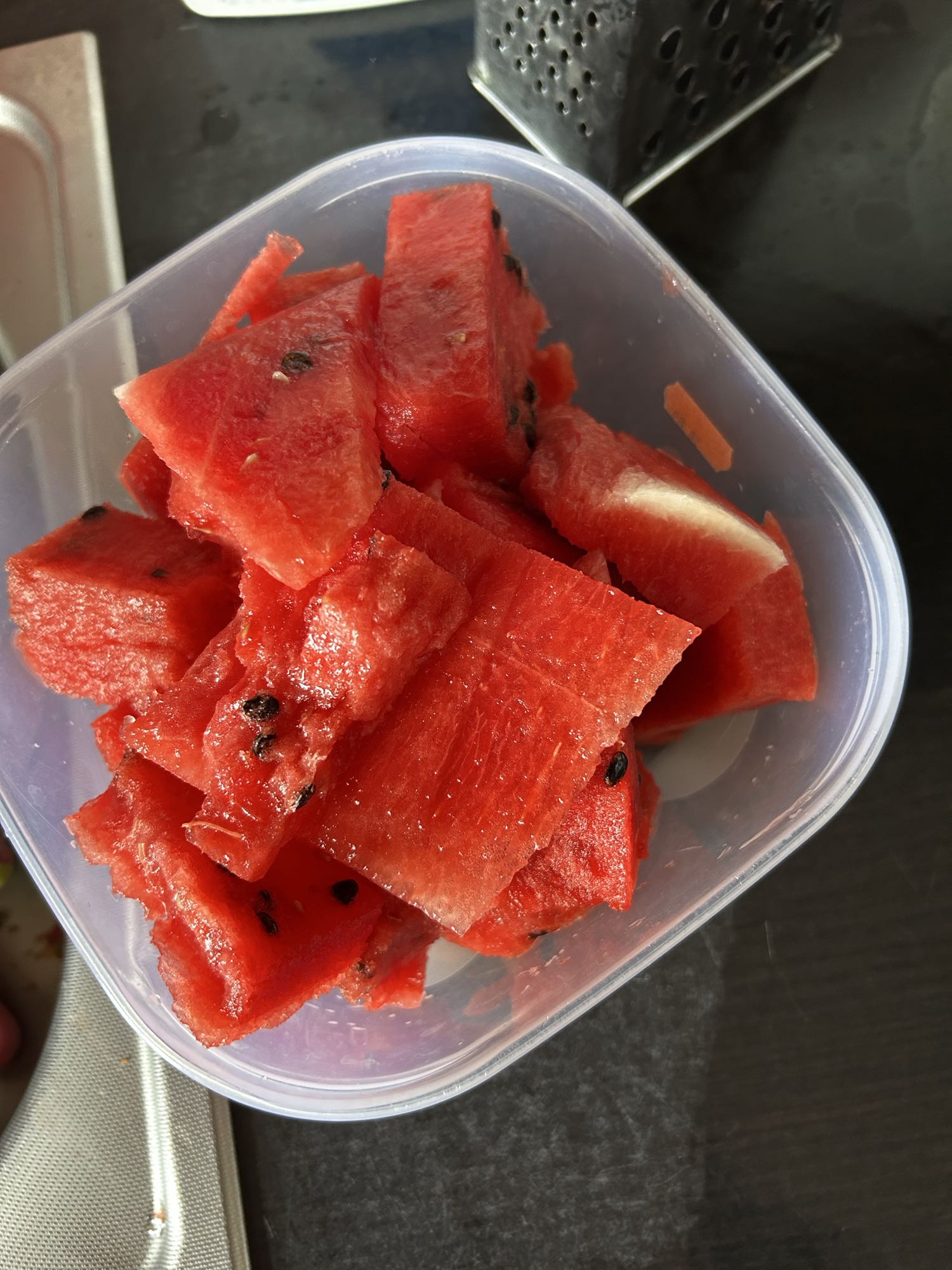 Cuburi de pepene roșu