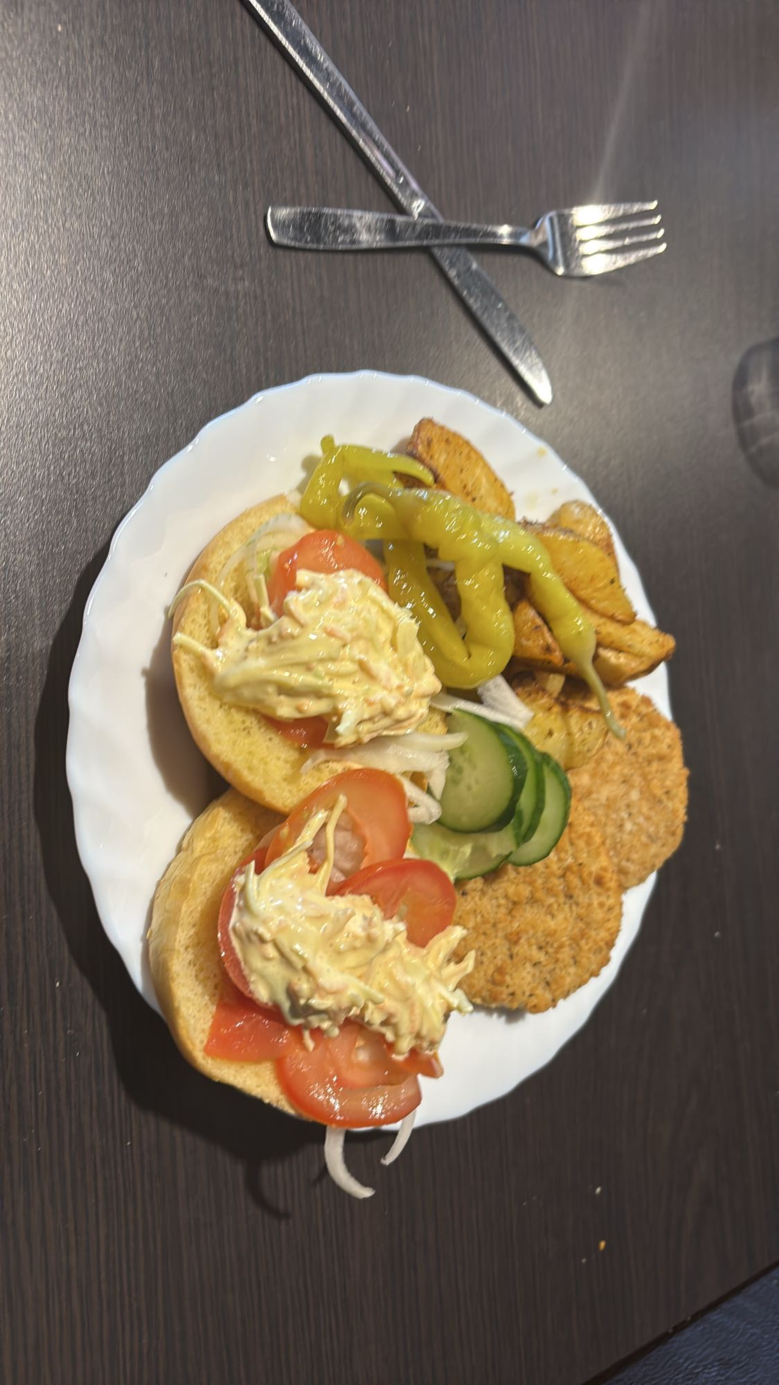 Kycklingburgare tallrik