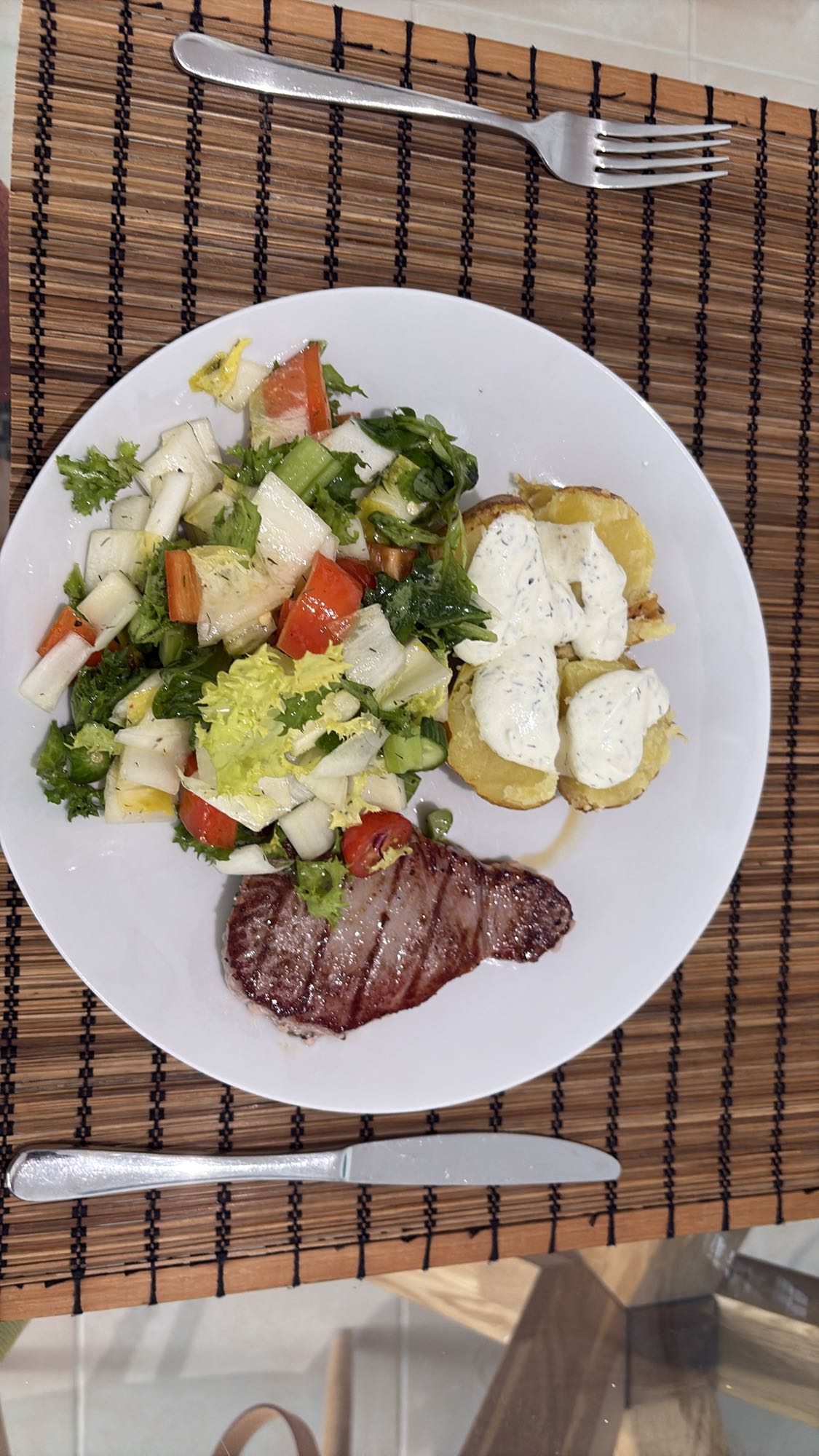 Tuna steak, salad, potatoes