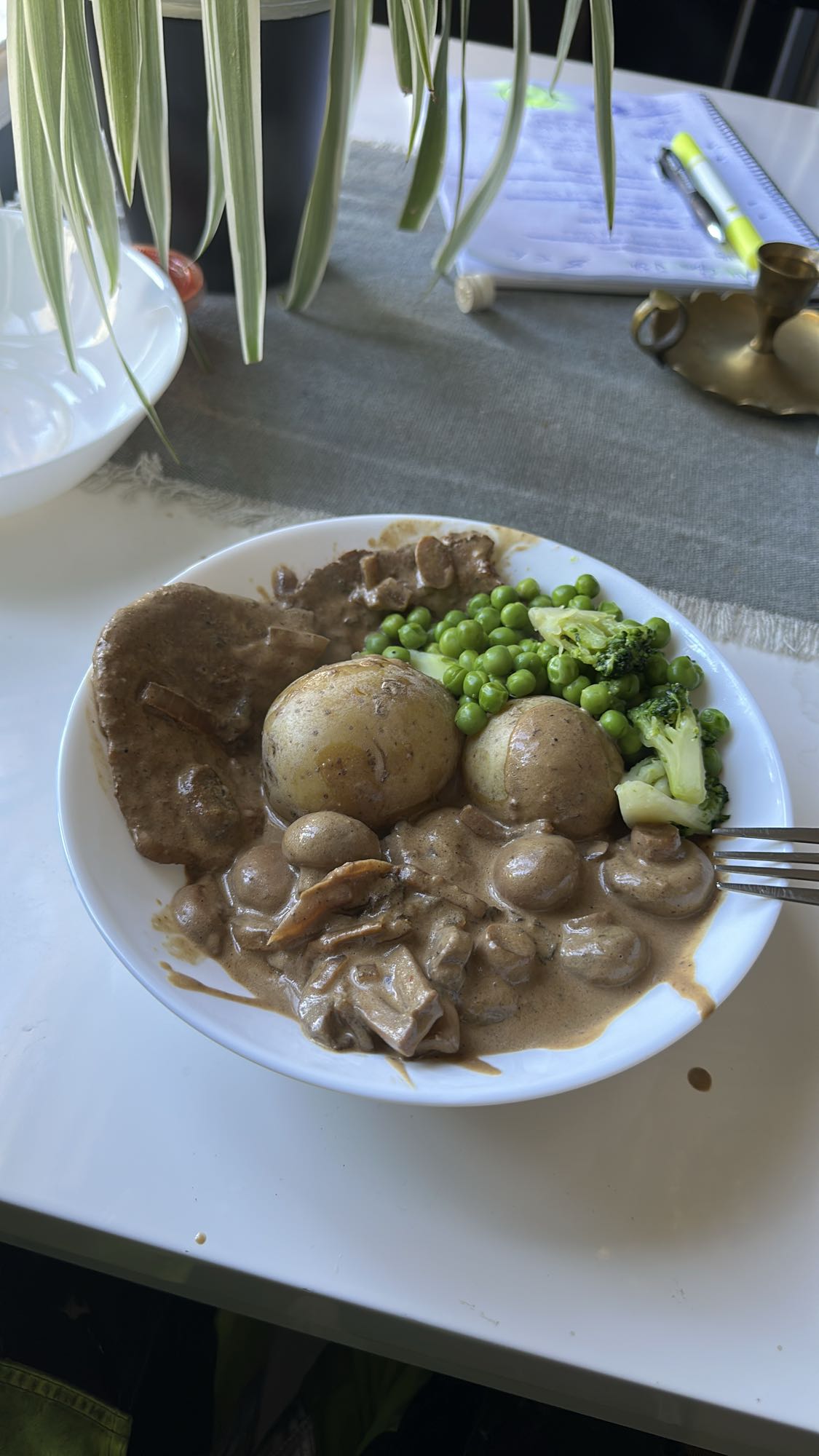 Biff med potatis och grönsaker