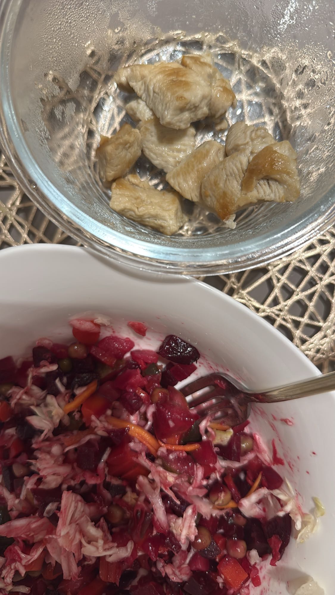 салат с курицей