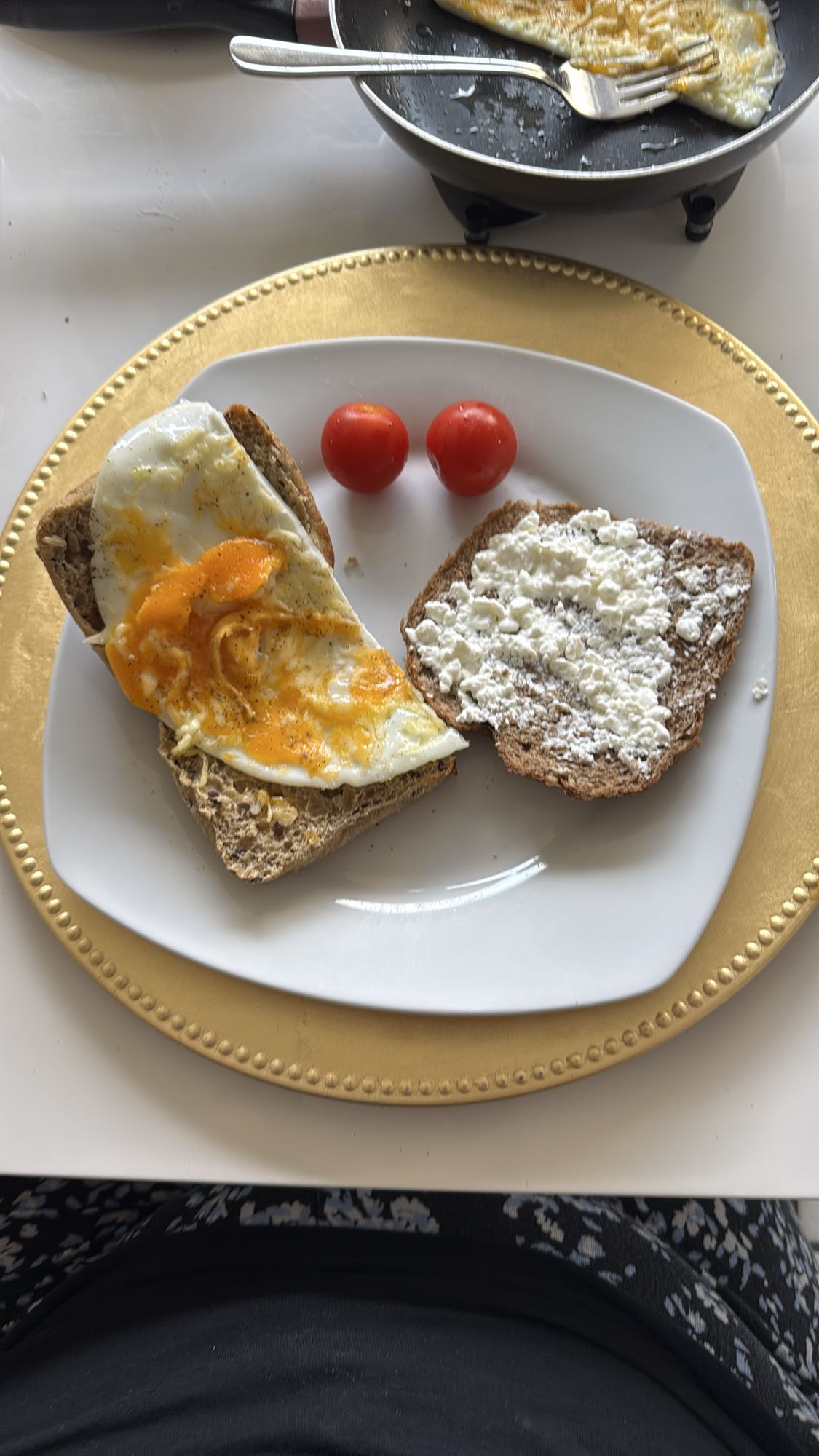 Volkorenbrood met ei