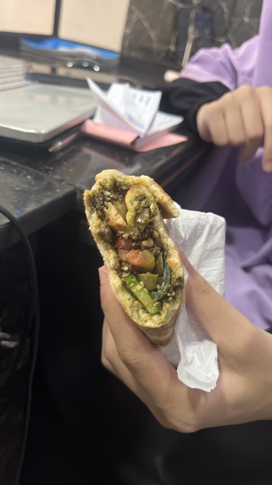 Falafel pita sandwich