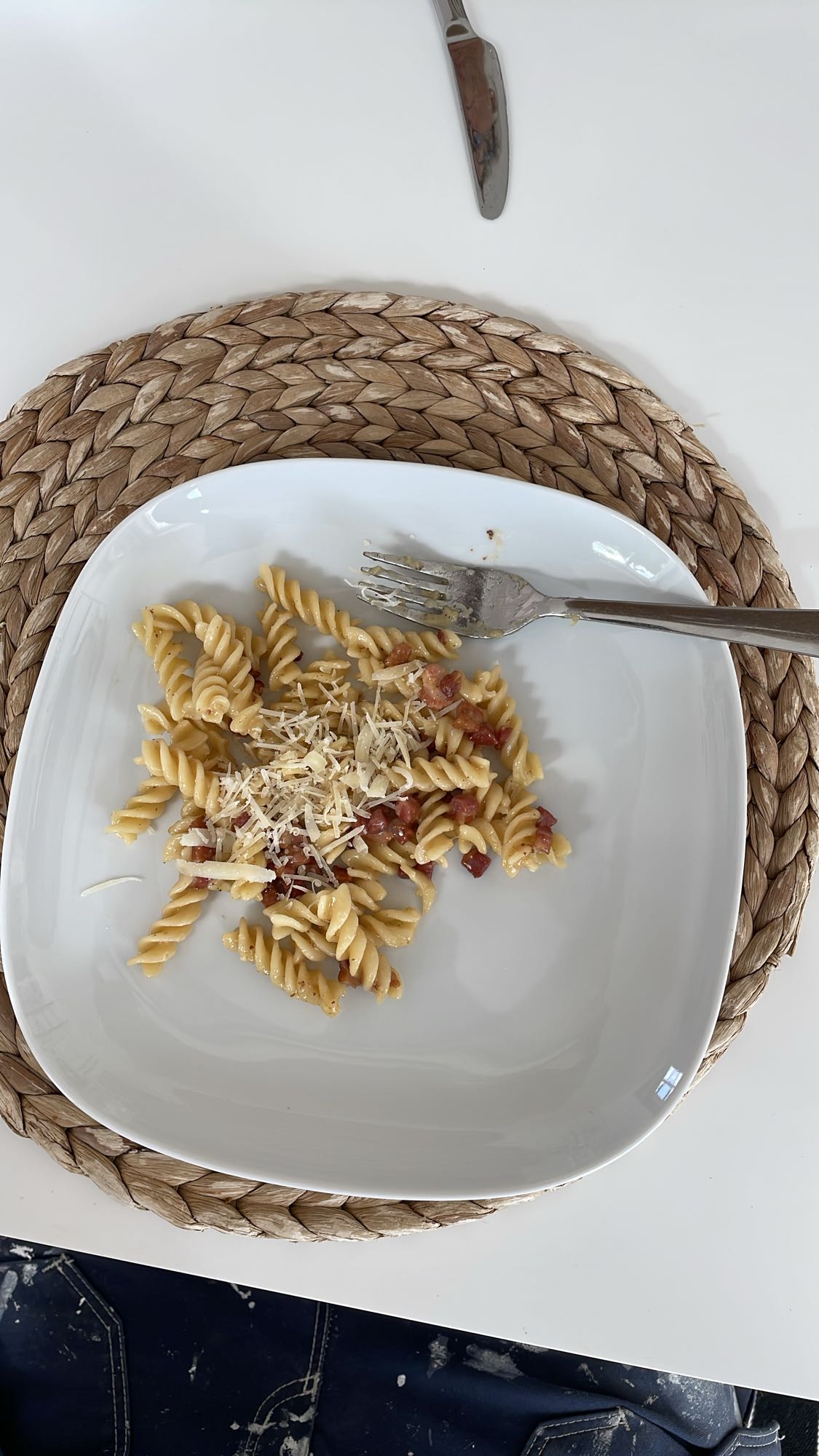 Pasta med ost och bacon