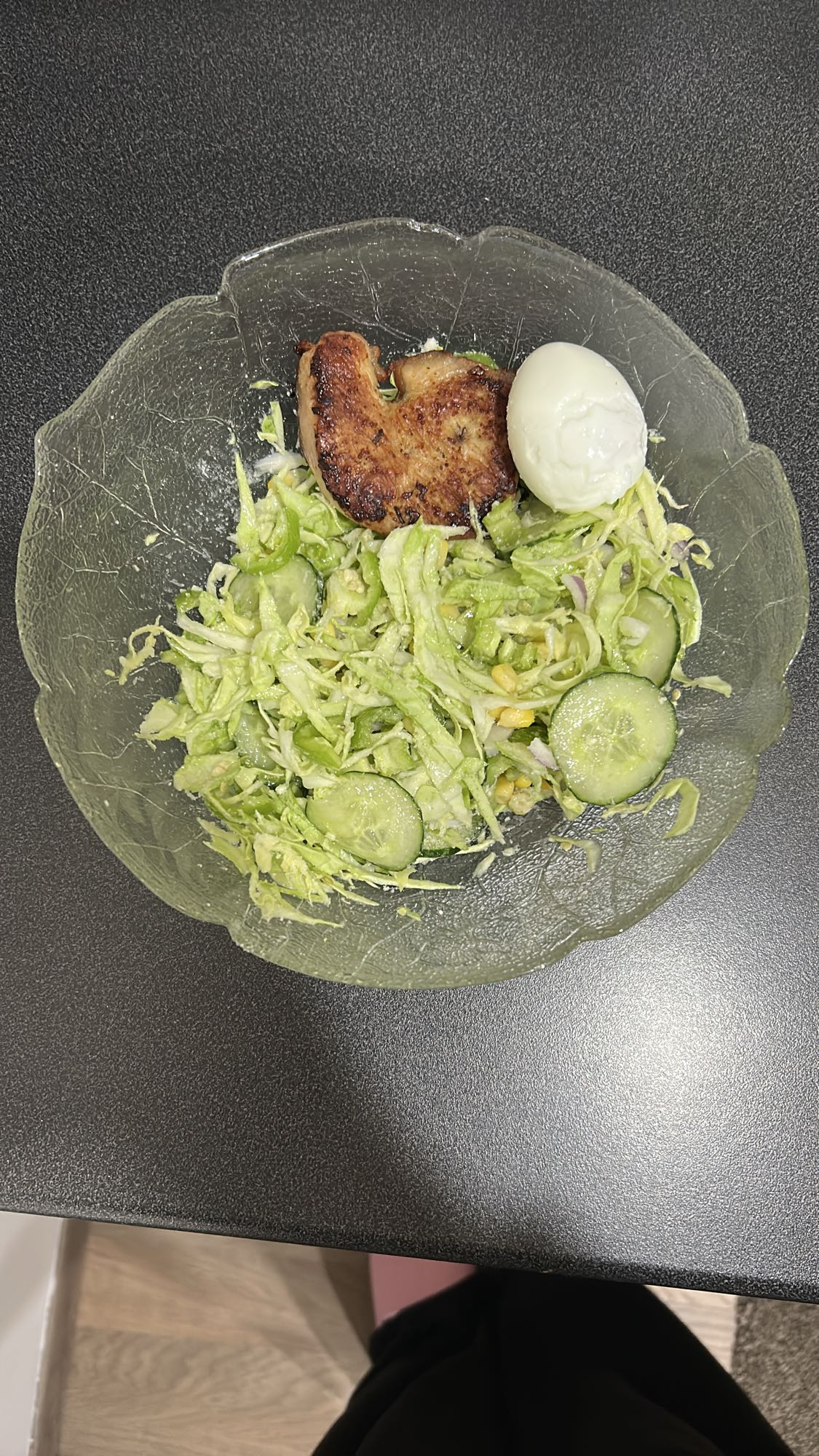 Kyllingsalat med egg