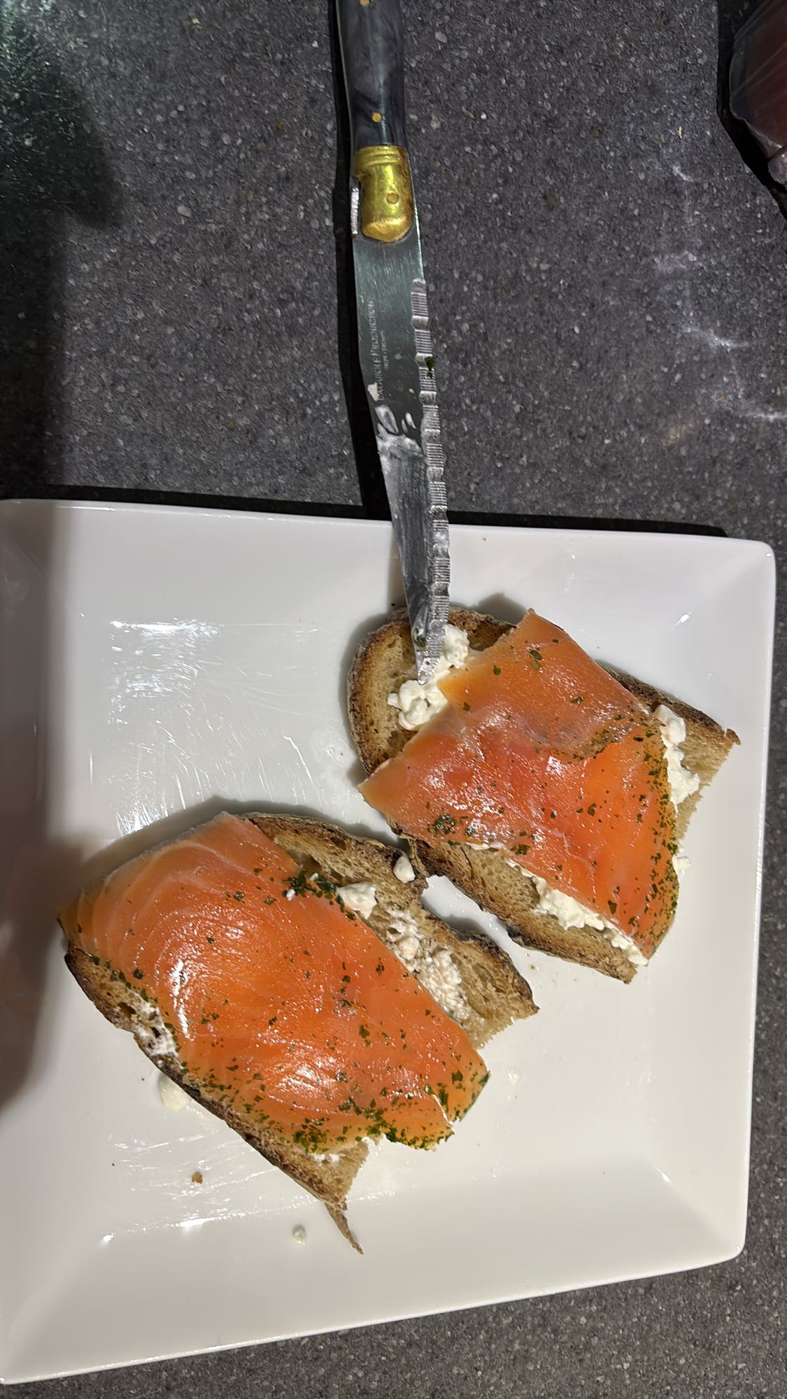 Tartines truite fromage frais