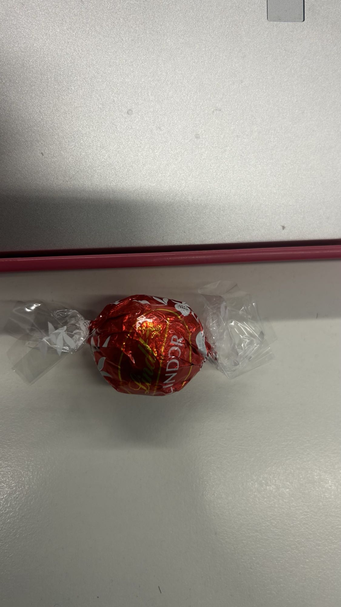 Lindt chocolate truffle