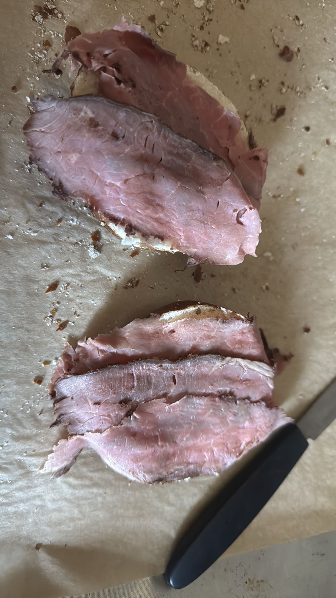 Roastbeef Laugenbrötchen