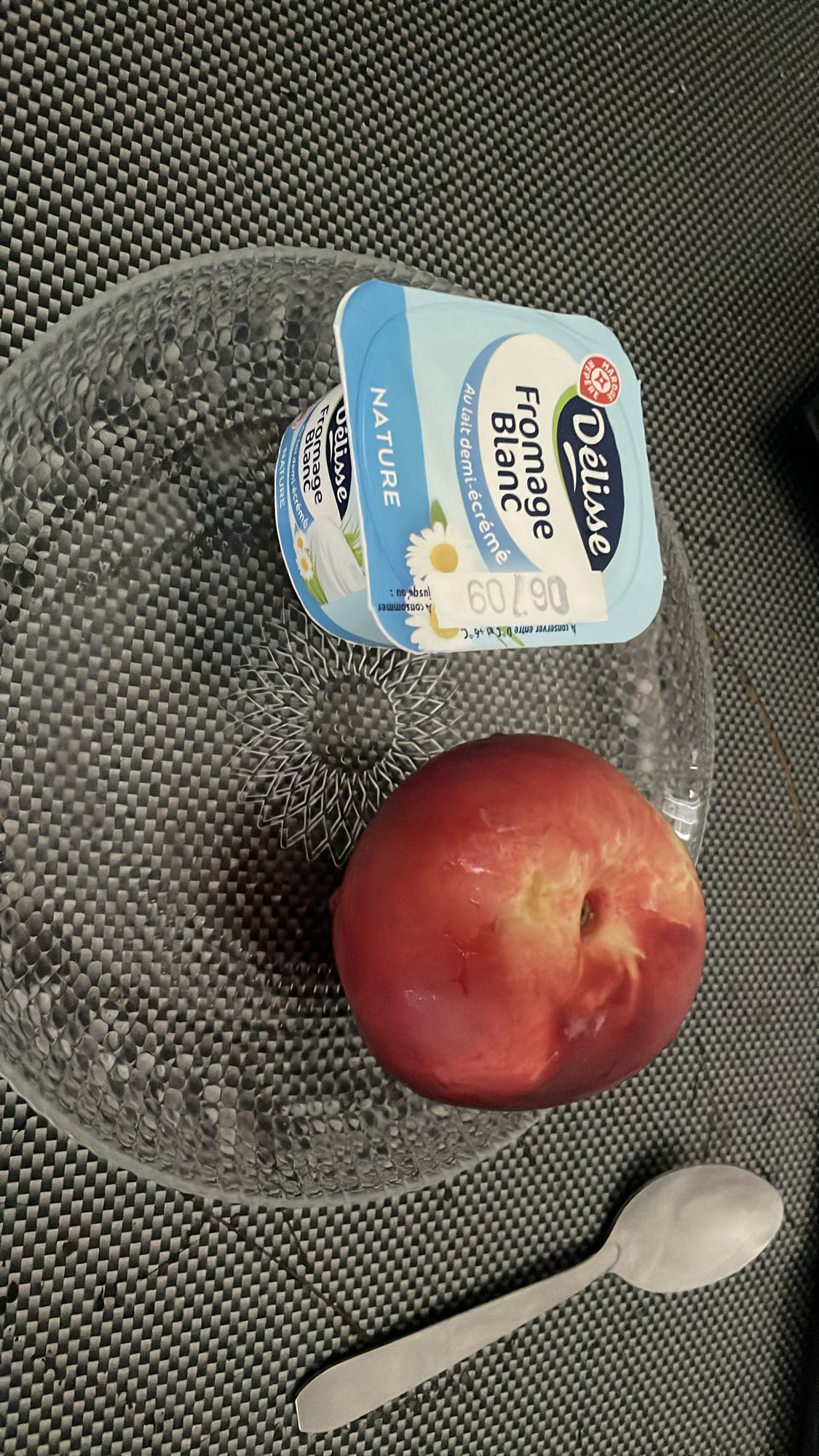 Fromage blanc et nectarine