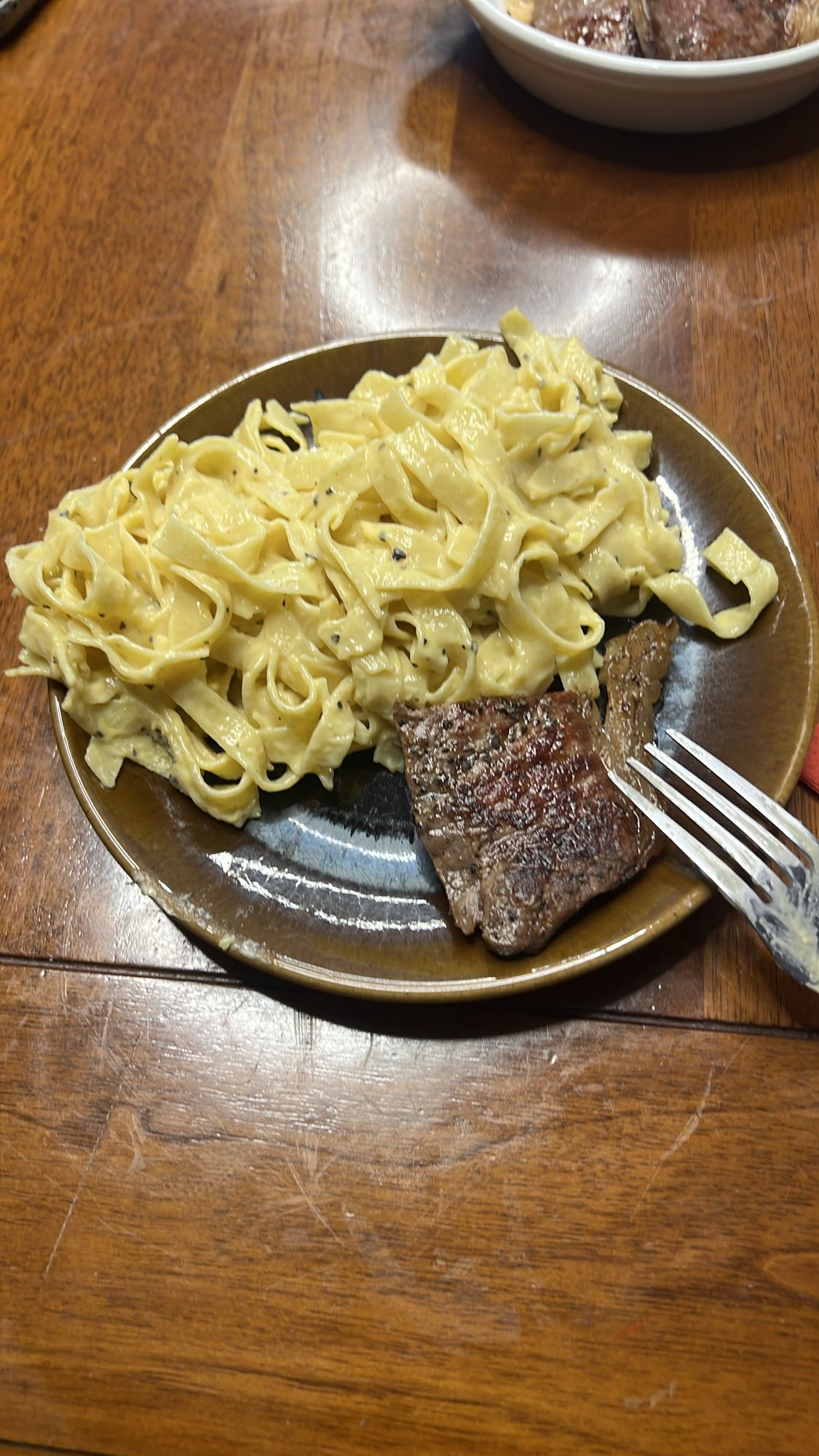 Paste Alfredo cu vită