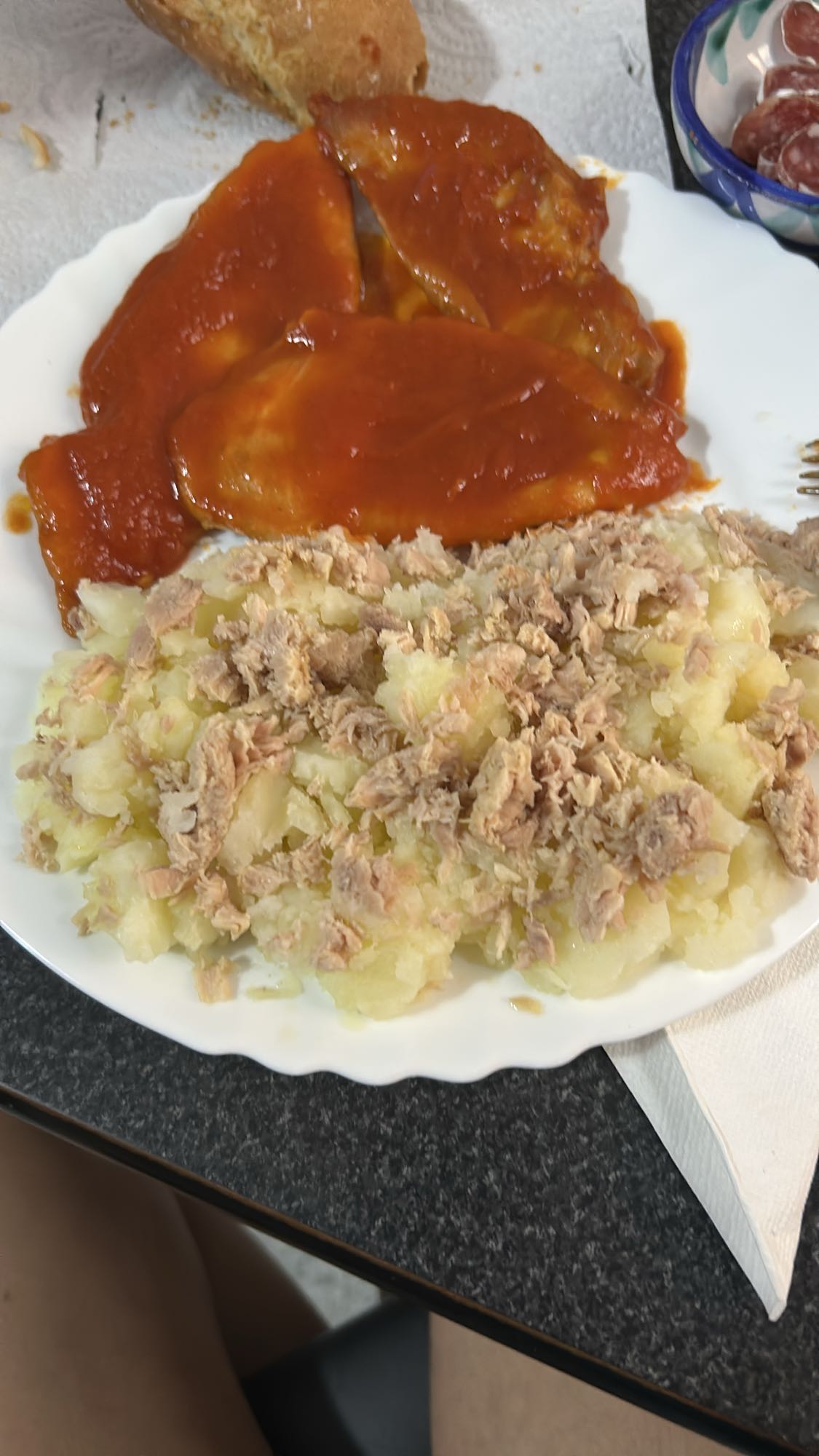 Pimientos y atún con patata