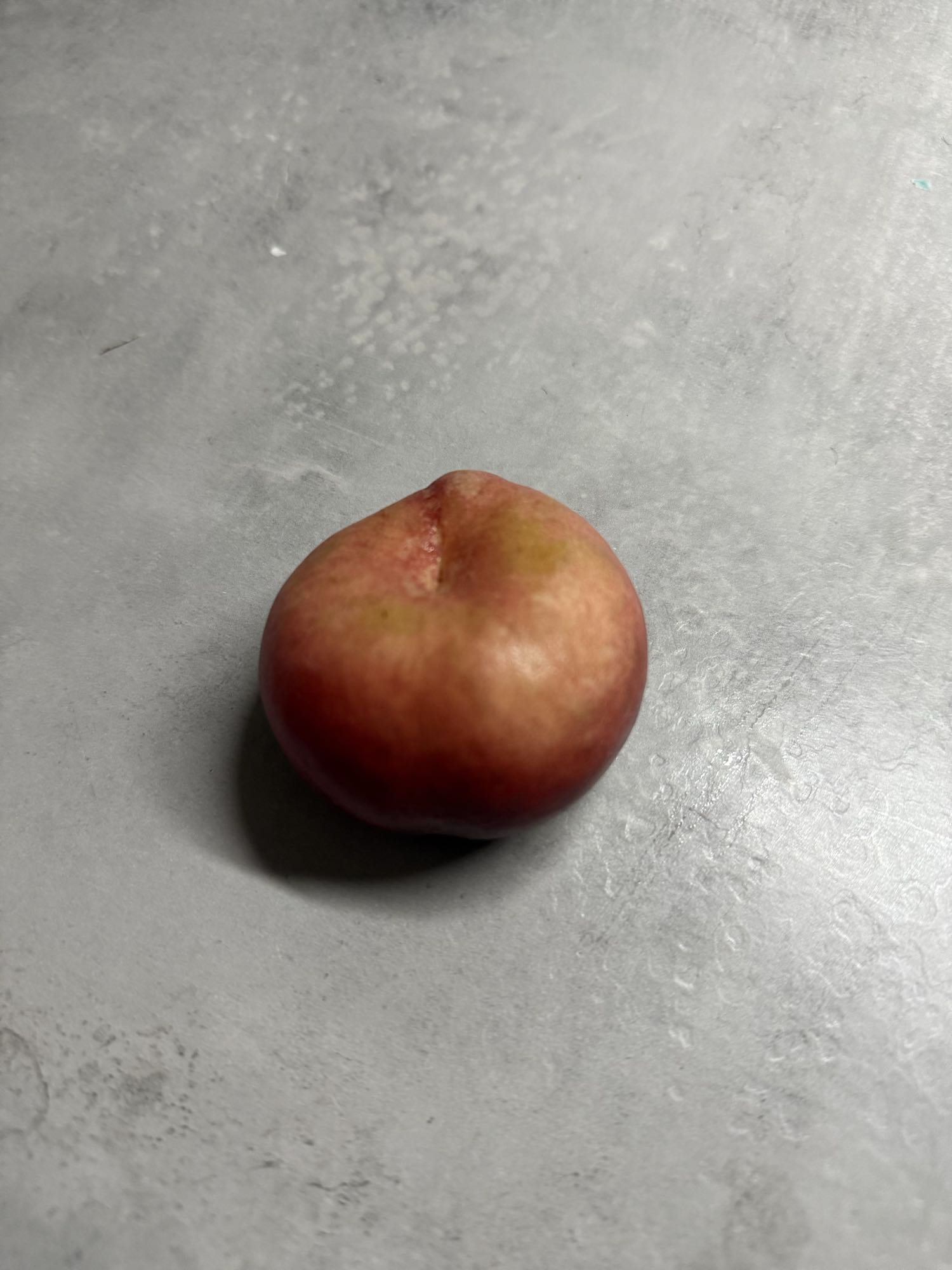 Flat peach snack