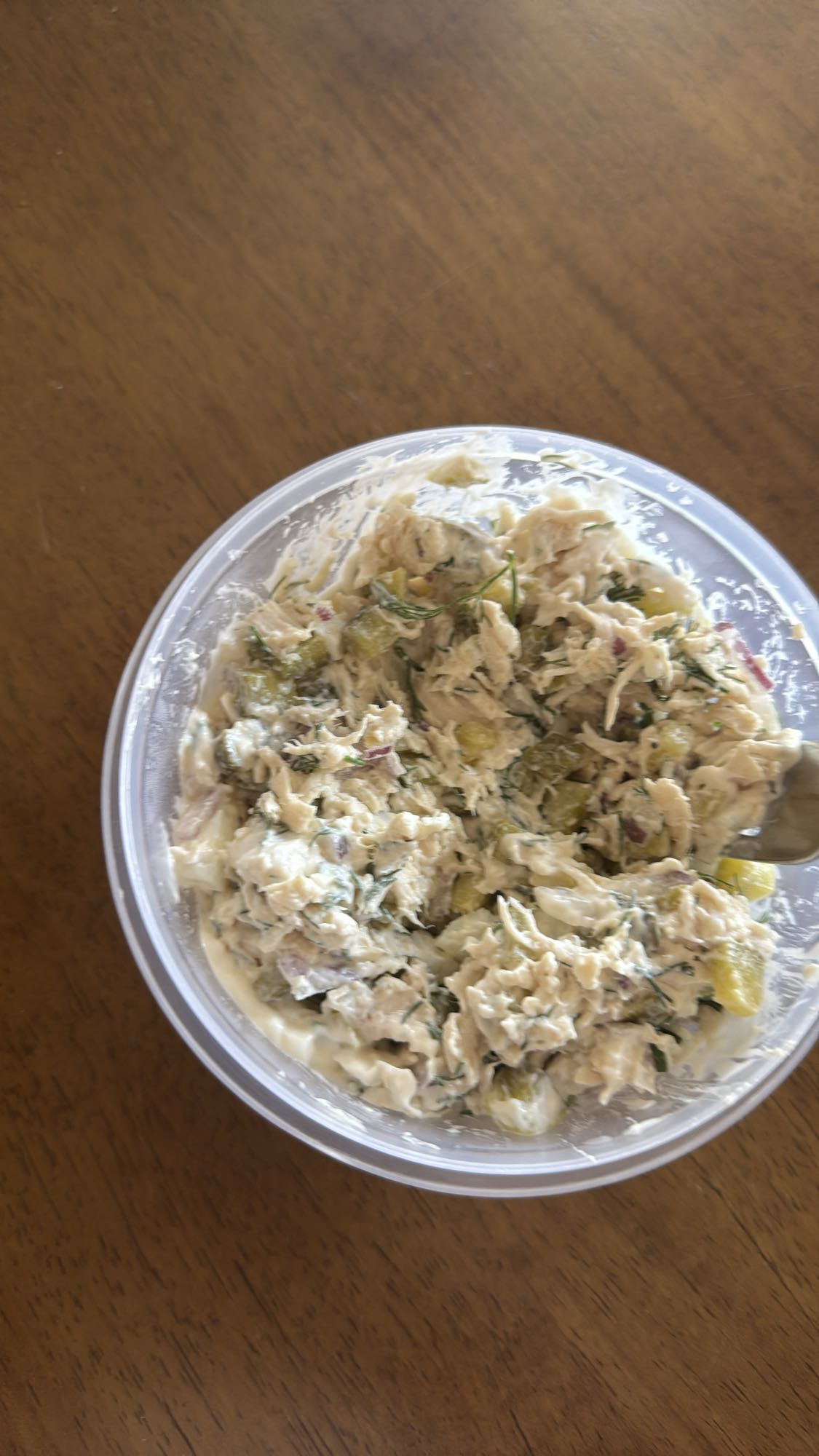 Куриный салат с майонезом