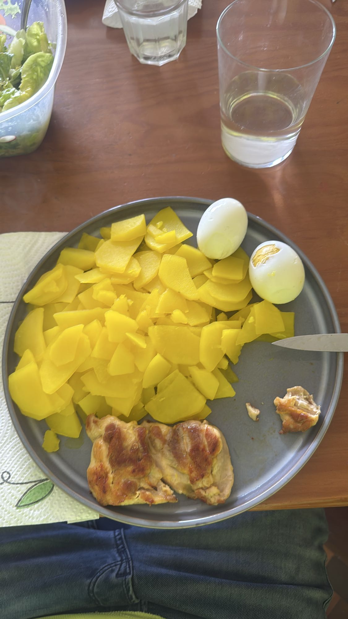 Pollo con huevo y nabo