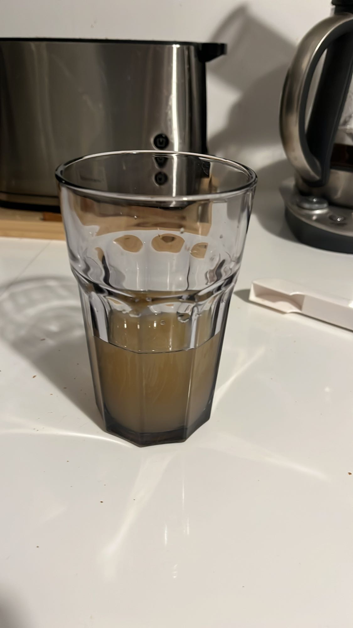 verre de jus de pomme