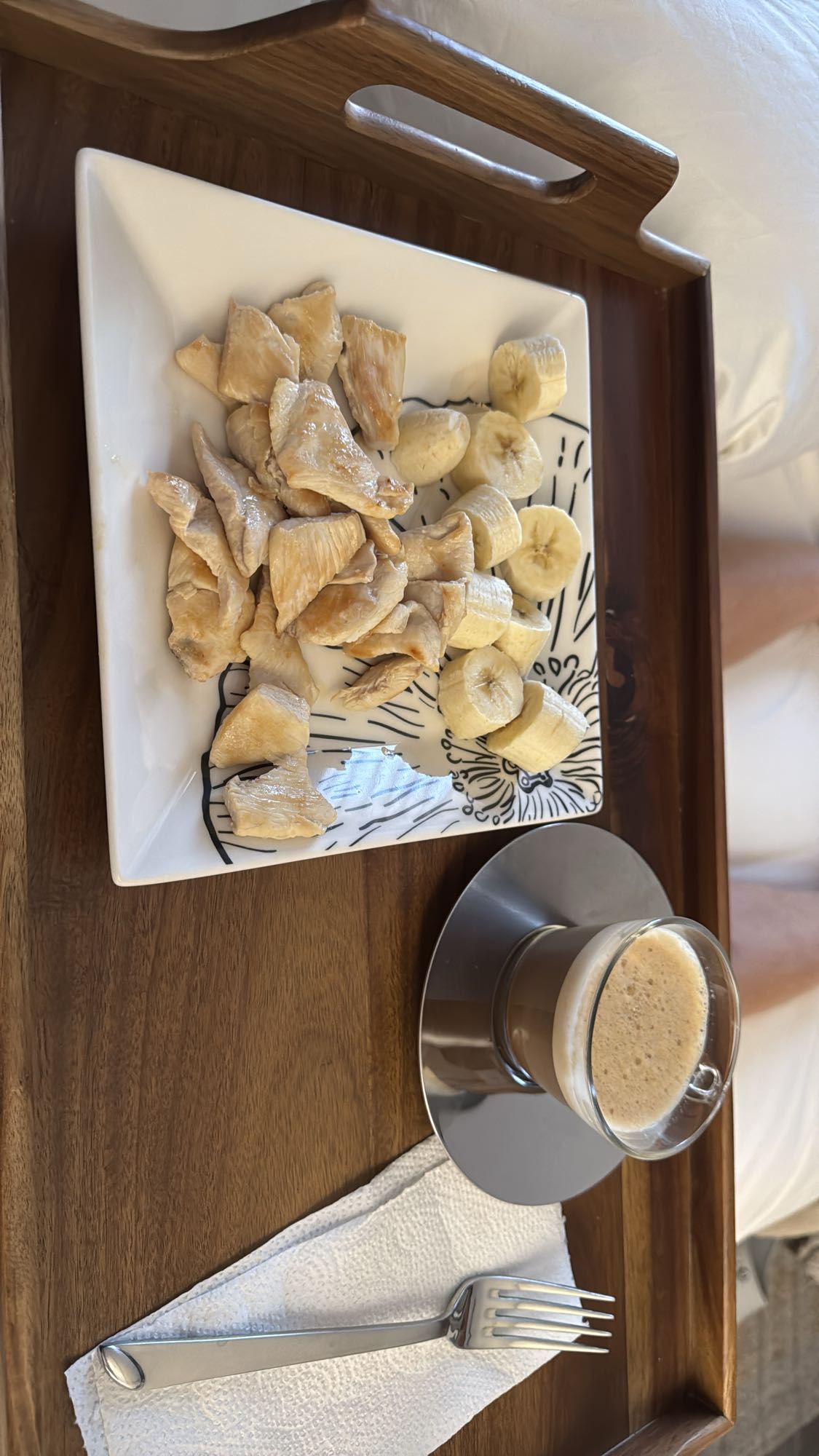 Pollo, plátano y café