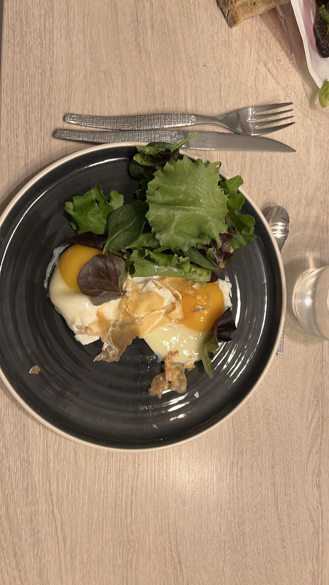 Oeufs et salade verte